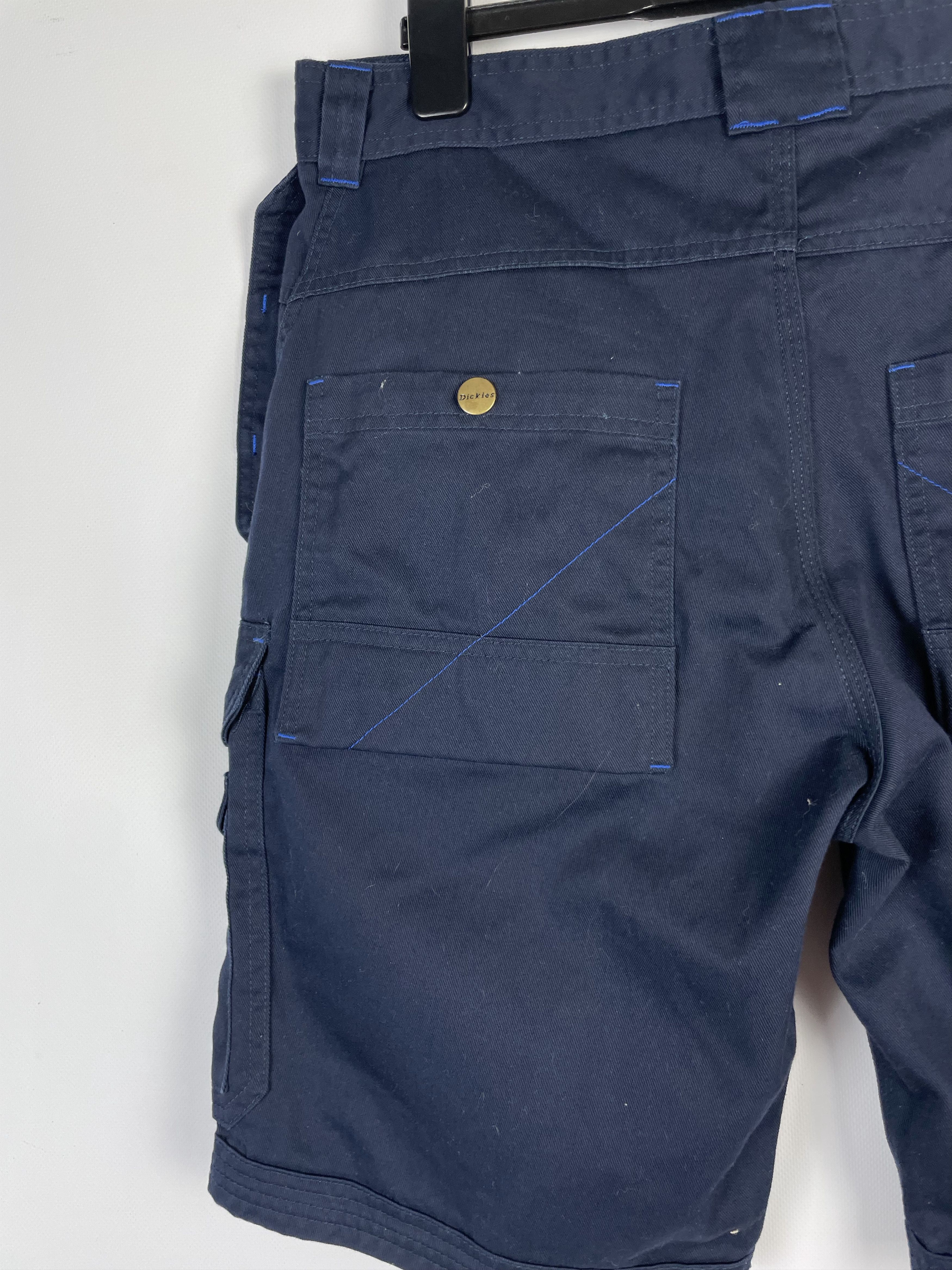 Dickies Vintage Dickies Cargo Shorts Size US 34 / EU 50 - 14 Thumbnail