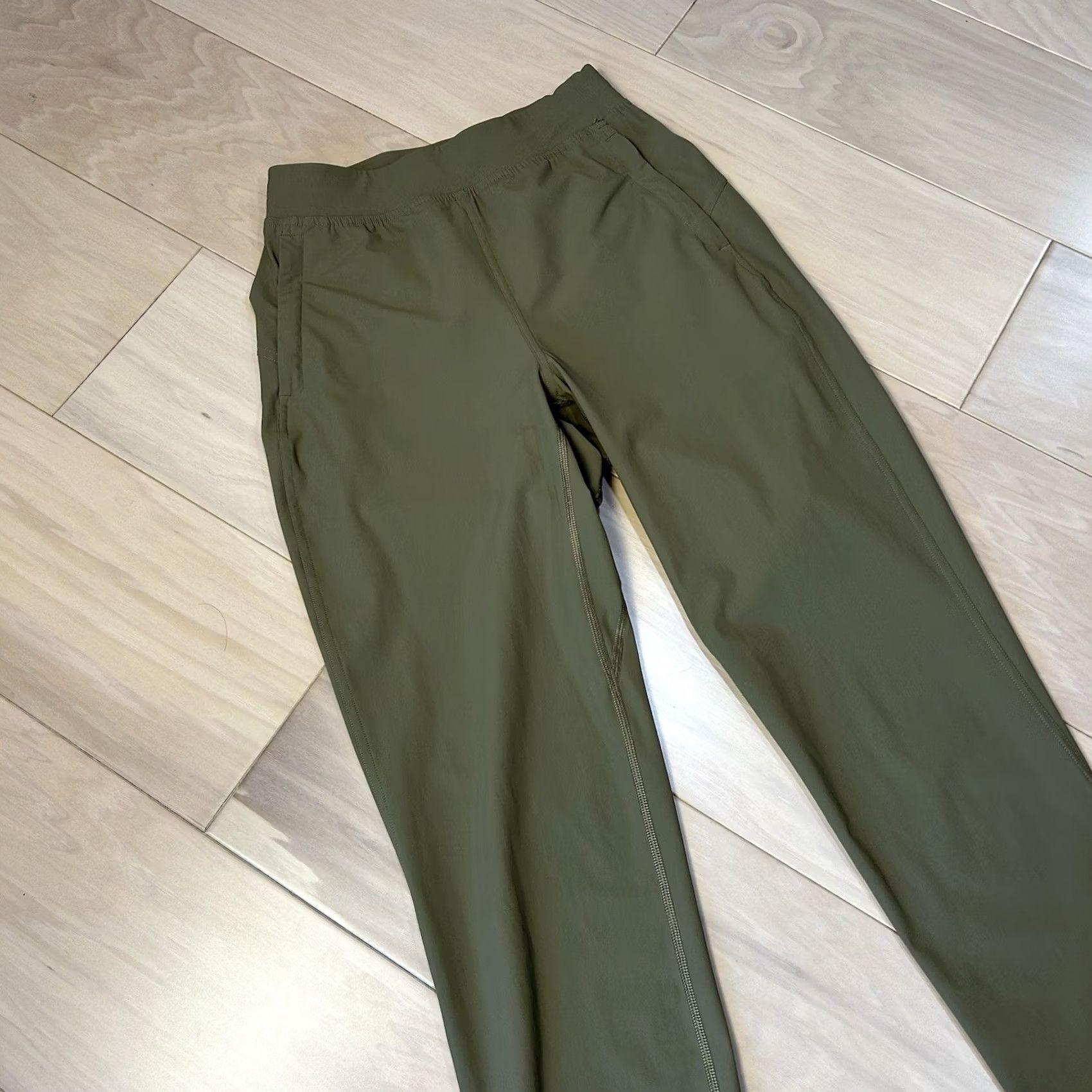 Lululemon Lululemon Adapted State Jogger Pants Women’s 2 Tan Solid Pockets Stretch Regular 28 Inseam City Apparel Athleisure Womens Size 26" / US 2 / IT 38 - 2 Thumbnail