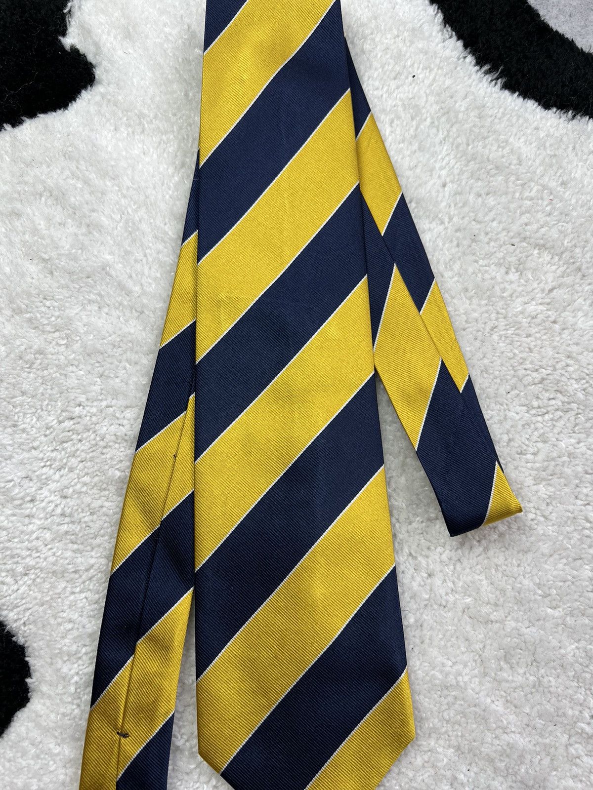 Yves Saint Laurent Vintage YSL Yves Saint Laurent Silk Geometric Luxury Tie Size ONE SIZE - 5 Thumbnail