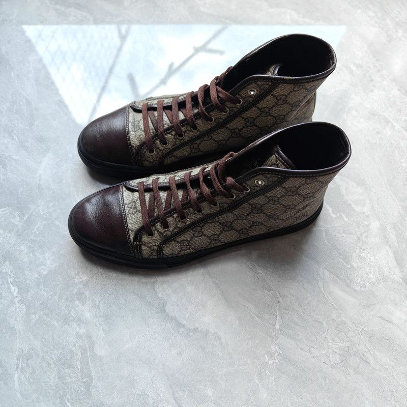 Gucci Gucci High Top Lace-Up Sneakers in Beige 0079 Size US 8.5 / EU 41-42 - 1 Thumbnail