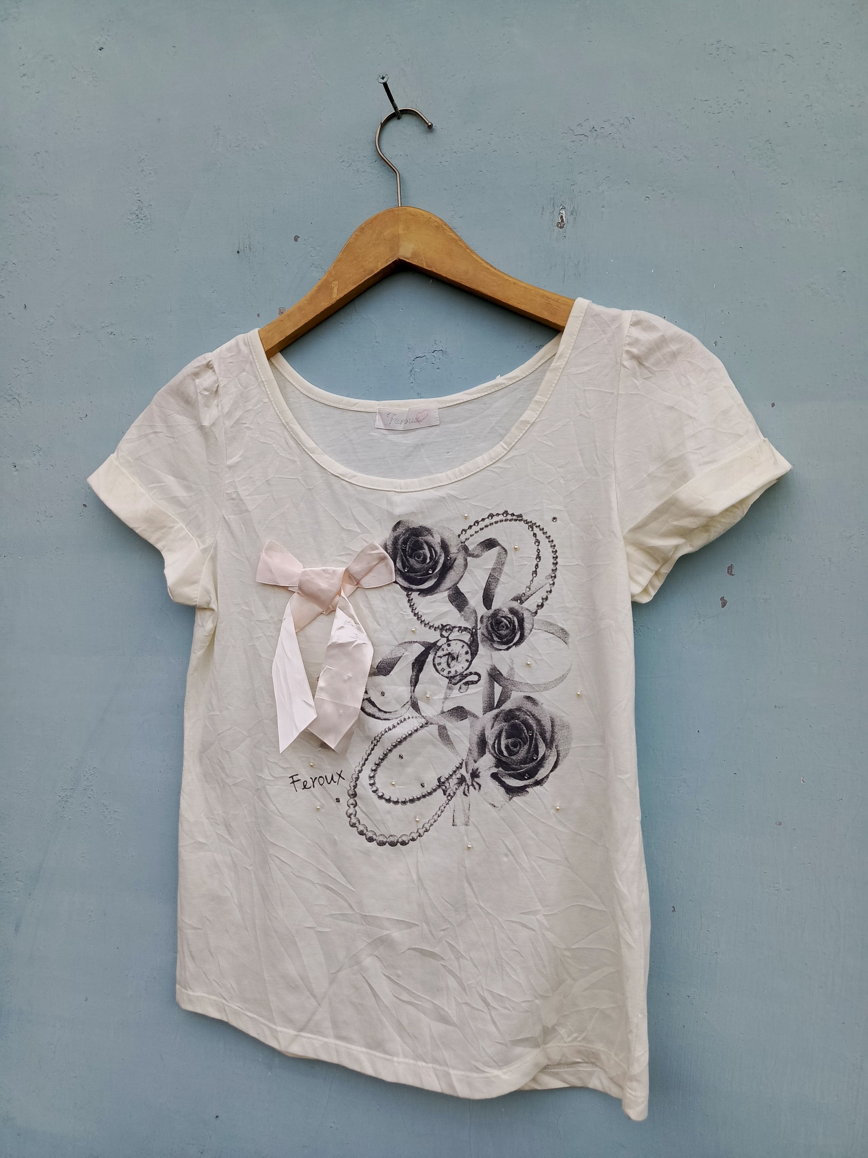 Japanese Brand Y2K Inspired Feroux Graphic Top – Super Cute Look Size US M / EU 48-50 / 2 - 5 Thumbnail