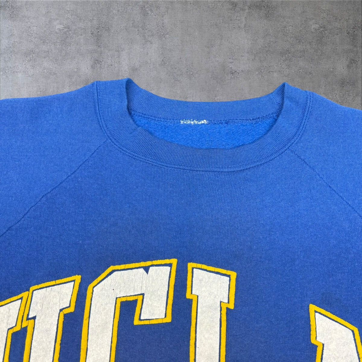 Vintage Vintage UCLA Bruins Sweatshirt Size US S / EU 44-46 / 1 - 4 Thumbnail