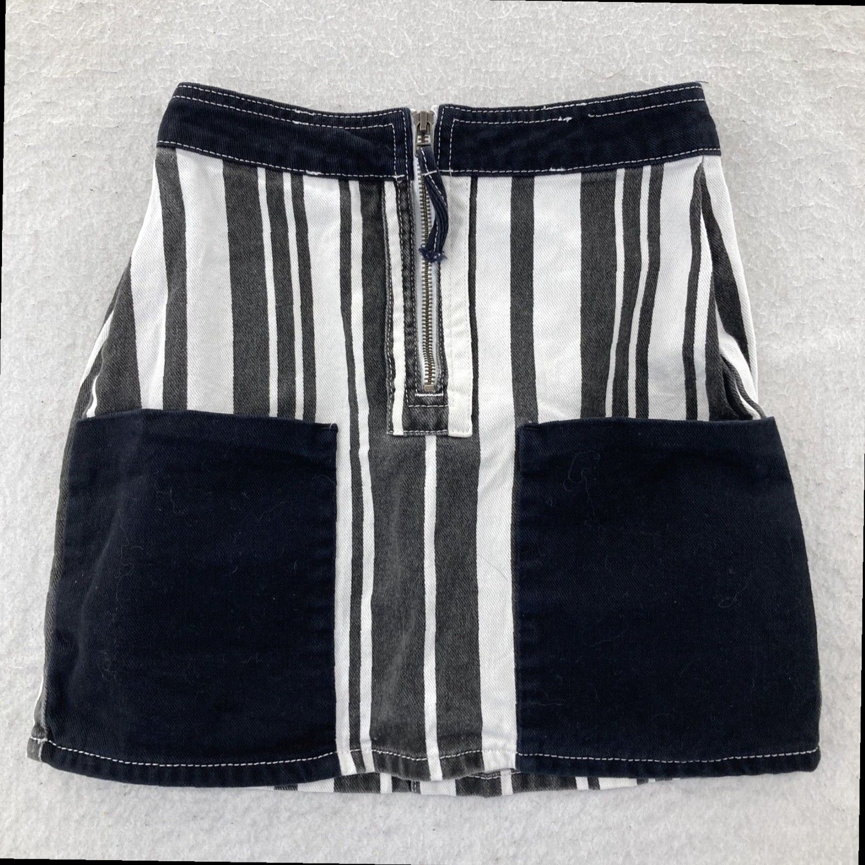 Bdg Urban Outfitters BDG Women's Skirt Black White XS Extra Large Size 26" / US 2 / IT 38 - 2 Thumbnail