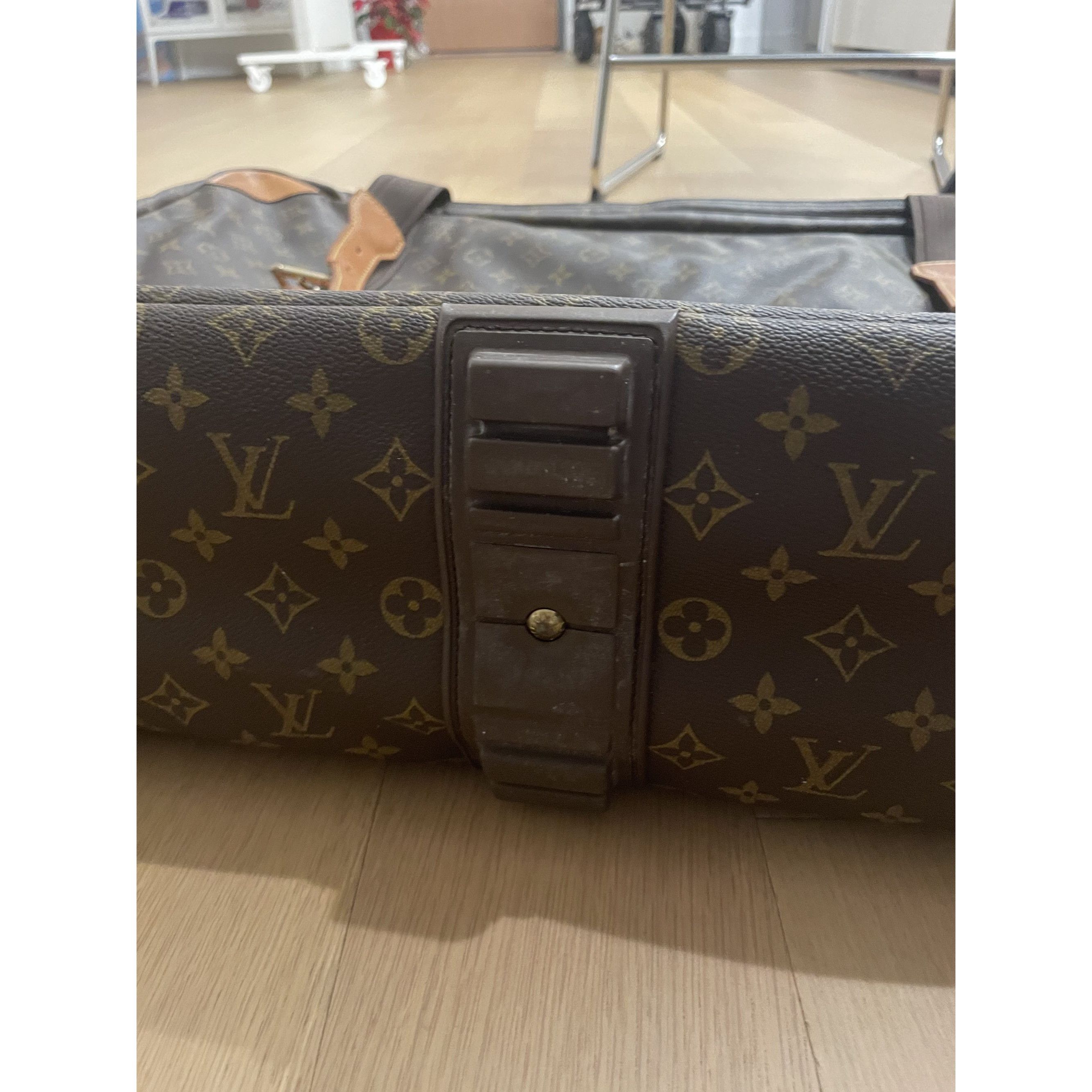 Louis Vuitton Louis Vuitton Monogram Canvas & Leather Travel Suitcase Size ONE SIZE - 5 Thumbnail