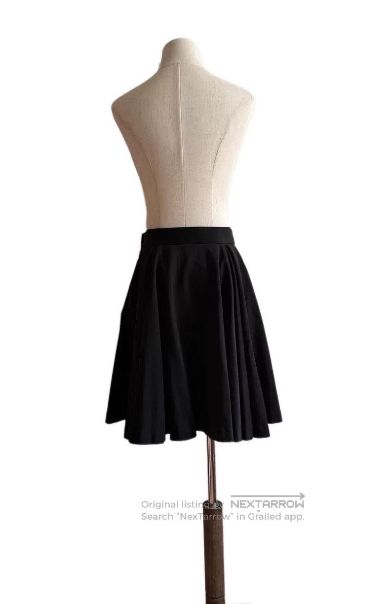 Vivienne Westwood Vivienne Westwood size M Black Large Flared A-Line Skirt Size 23" - 2 Thumbnail