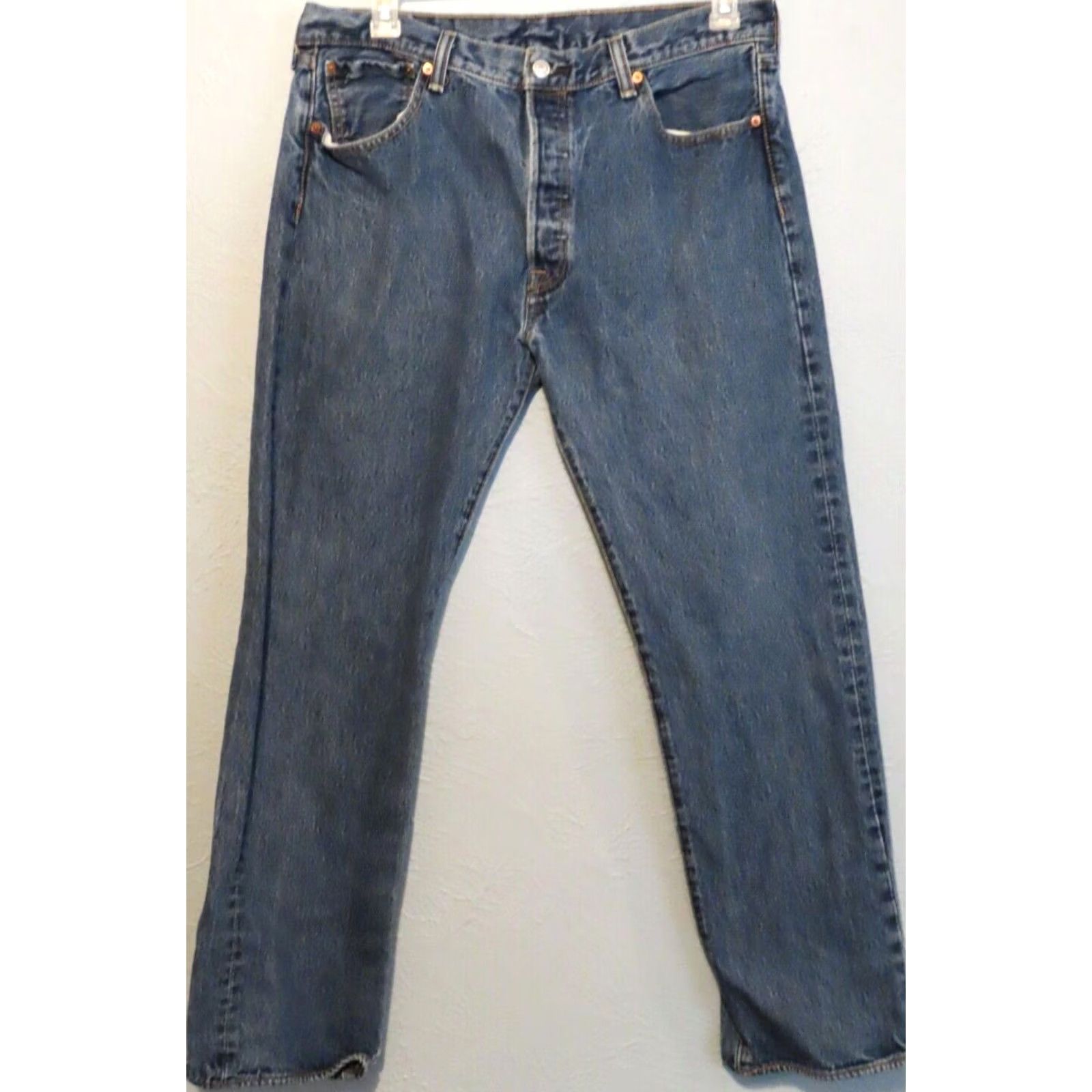 Levi's Levi's 501 Jeans Mens 36x32 Blue Medium Wash Regular Straight Button-Fly Denim Cotton Pockets Vintage No 501 Model American Classic Size US 36 / EU 52 - 2 Thumbnail