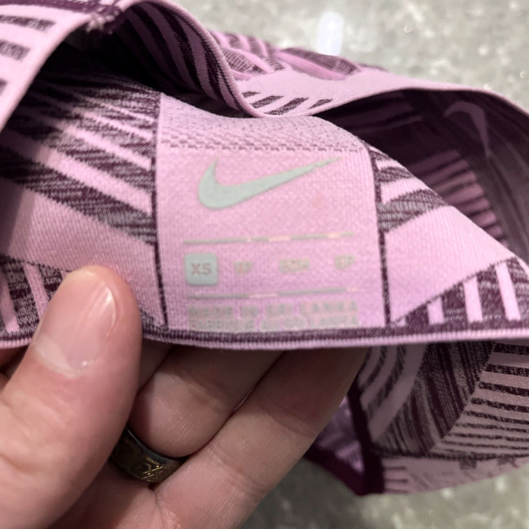 Nike NIKE Breath SPORTS Bra Burgundy XS Womens Sports Bra Dri-FIT High Support Racerback Pullover Wireless Full Coverage Size ONE SIZE - 4 Thumbnail
