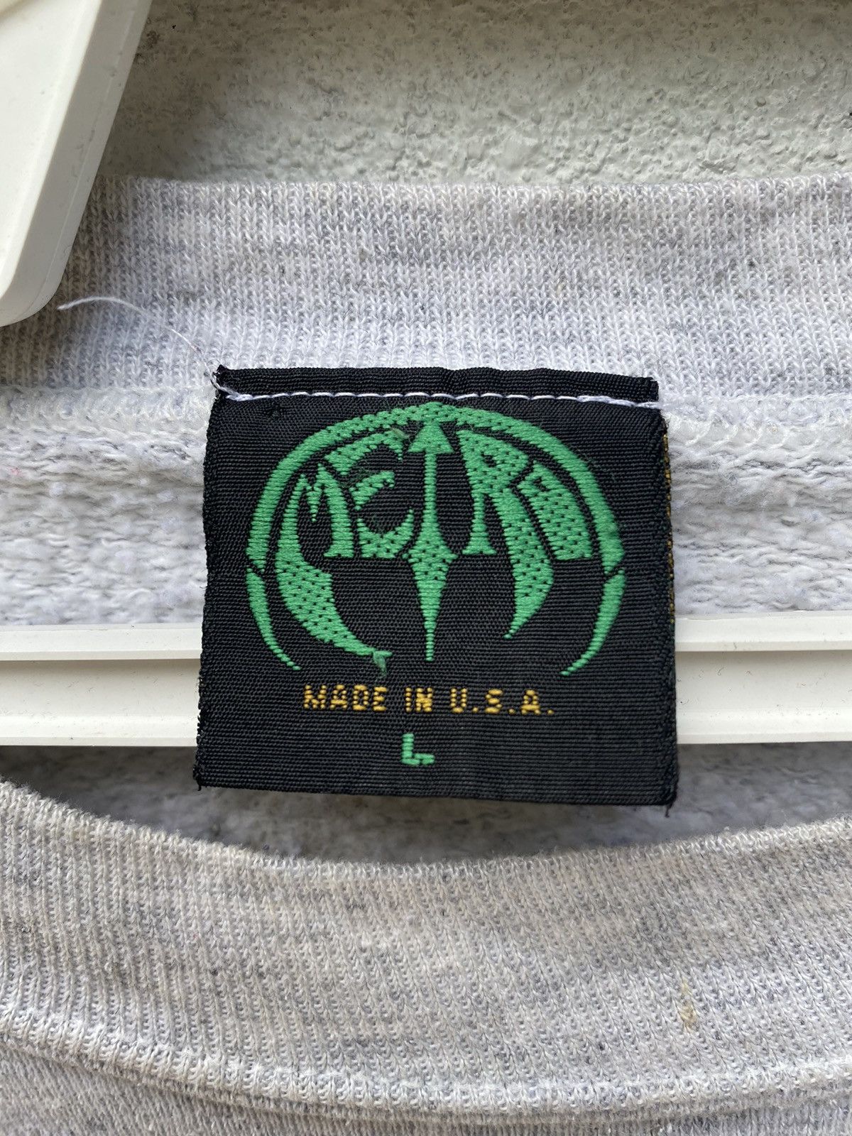 Vintage Vintage anime metro sweatshirt Size US L / EU 52-54 / 3 - 4 Thumbnail