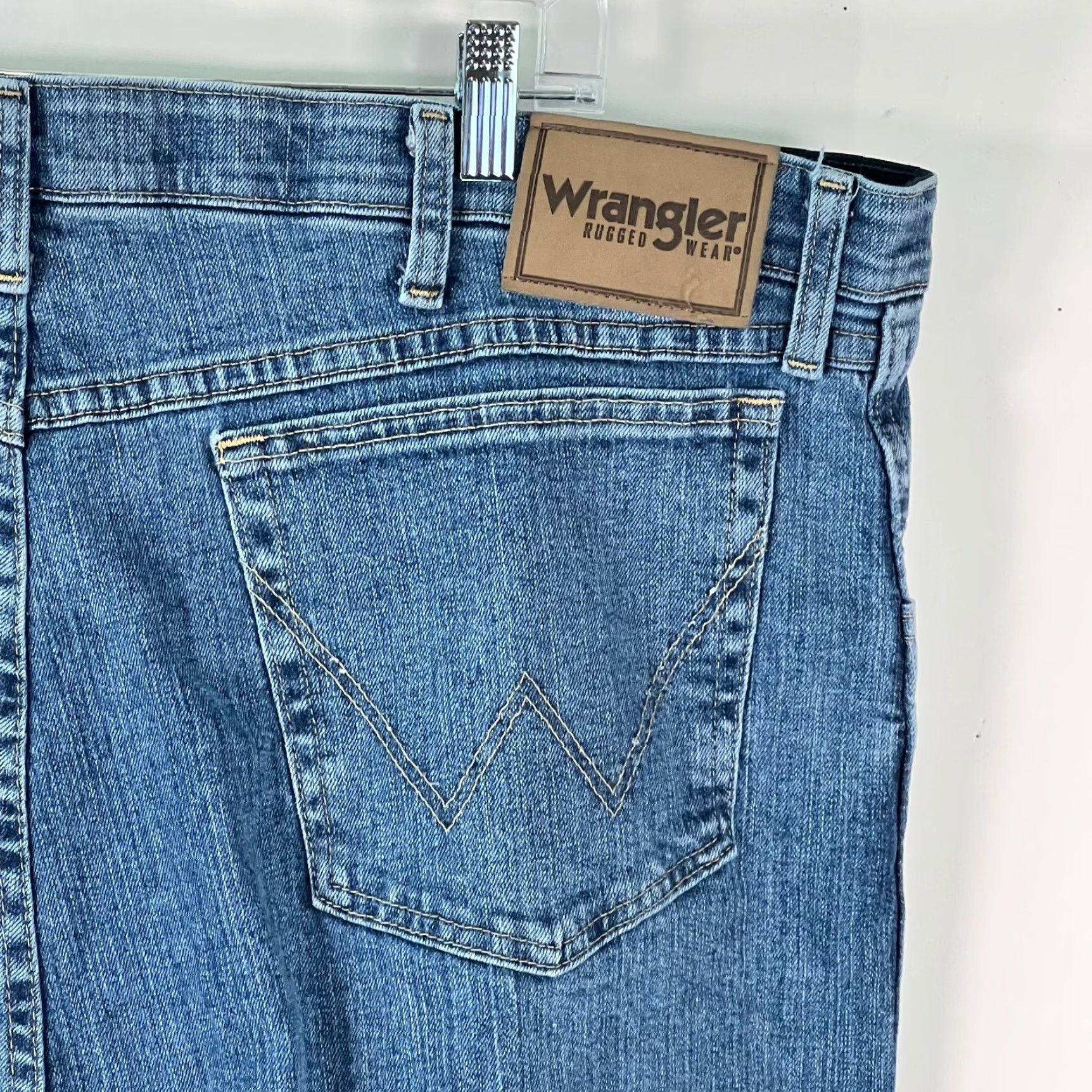 Wrangler Wrangler Jeans Mens Rugged Wear Straight Mid Rise Casual Blue Denim Size 42 Inseam 30 Size US 42 / EU 58 - 7 Thumbnail