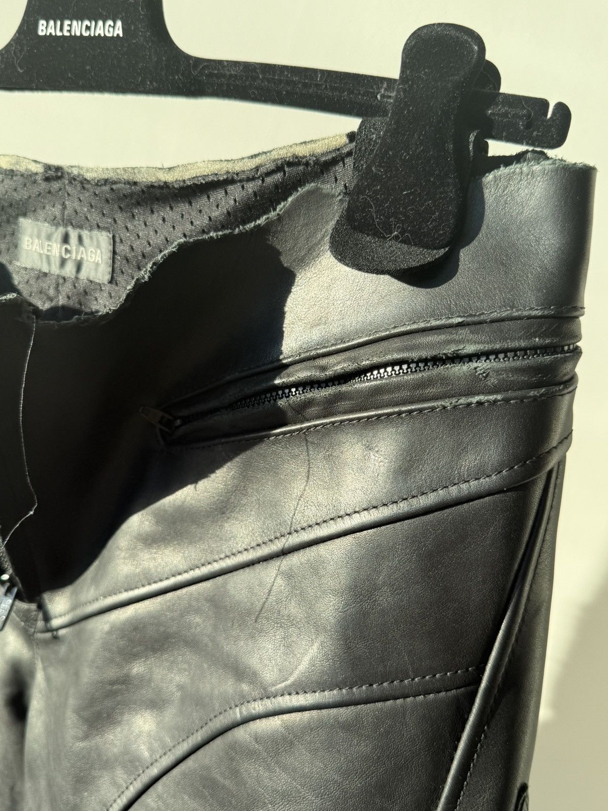 Balenciaga Baenciaga 24FW Low Waist Biker Leather Pants Size US 34 / EU 50 - 6 Thumbnail