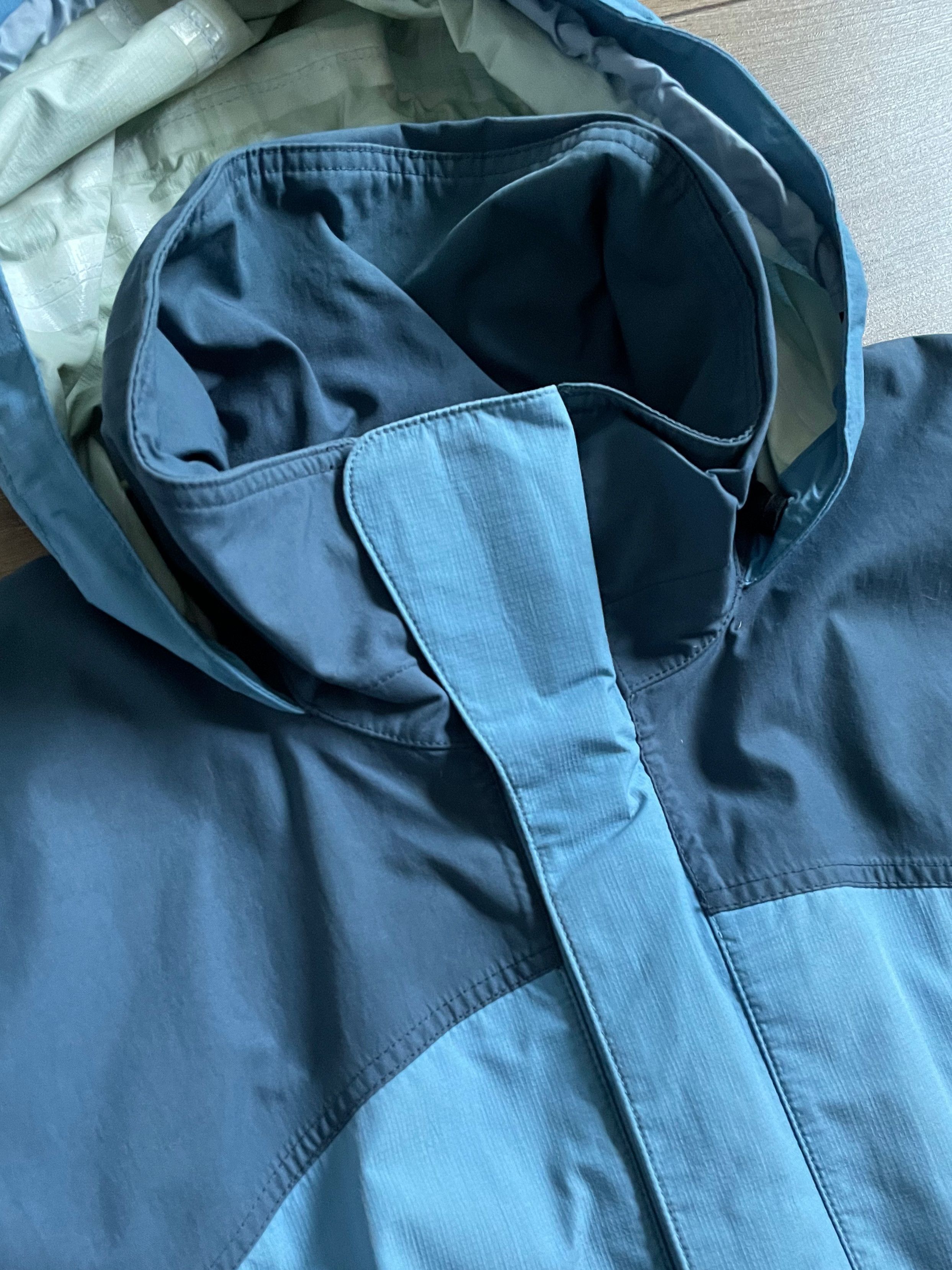 Patagonia Vintage Patagonia GoreTex XCR Blue Hooded Windbreaker Jacket Size M / US 6-8 / IT 42-44 - 4 Thumbnail
