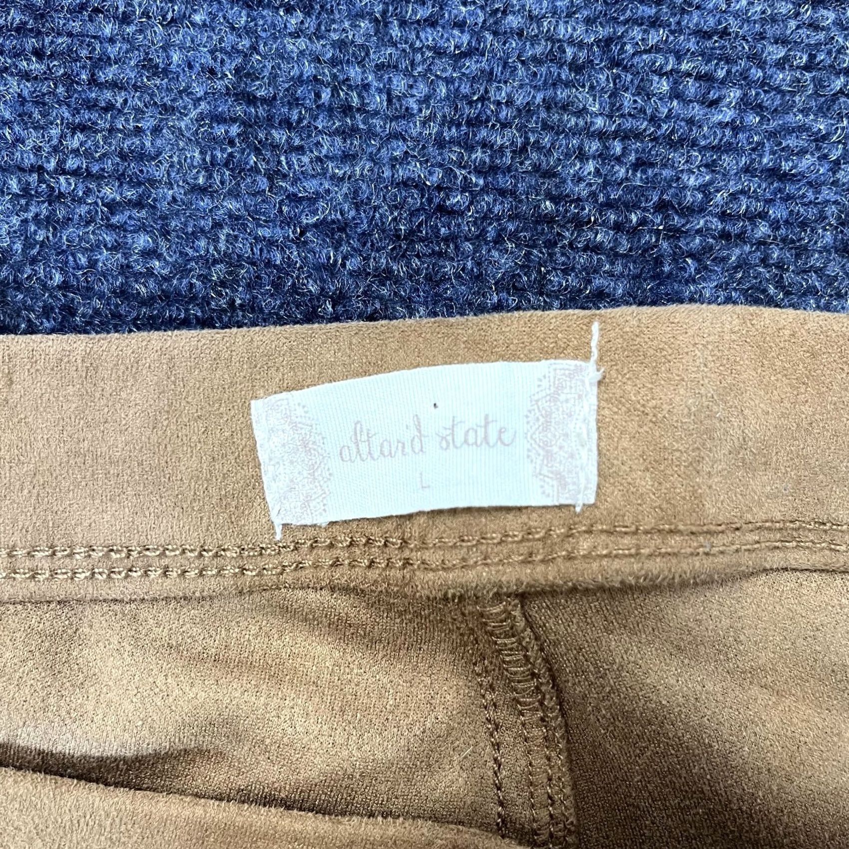 Vintage VINTAGE? No. Altar'd State Pants Women's Large Brown Faux Suede Stretch Leggings Pull On Casual Size 36" / US 14 / IT 50 - 3 Thumbnail
