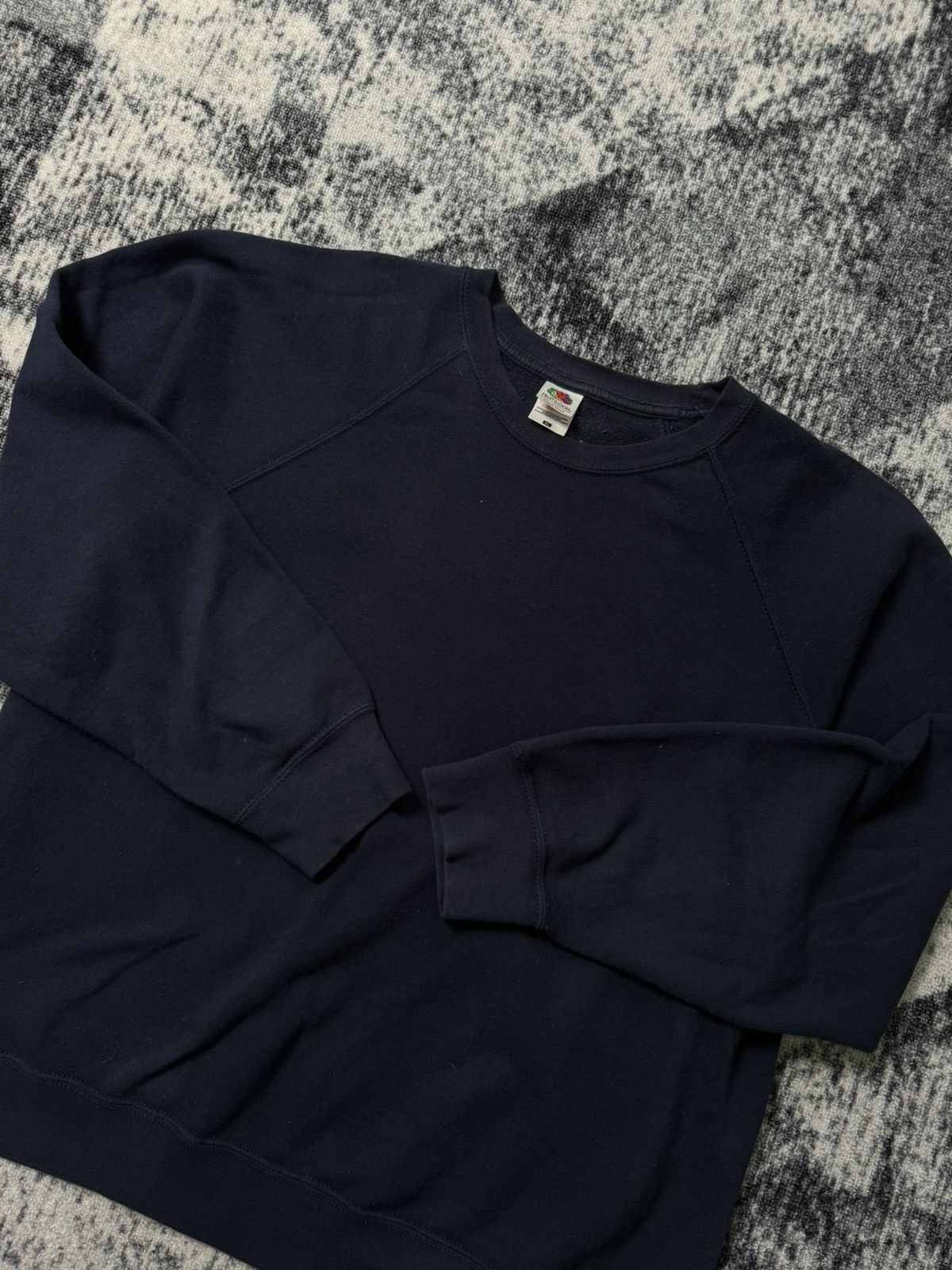 Fruit Of The Loom × Vintage Vintage Fruit of the loom Sweatshirt Y2K Basic 90s Size US XL / EU 56 / 4 - 5 Thumbnail