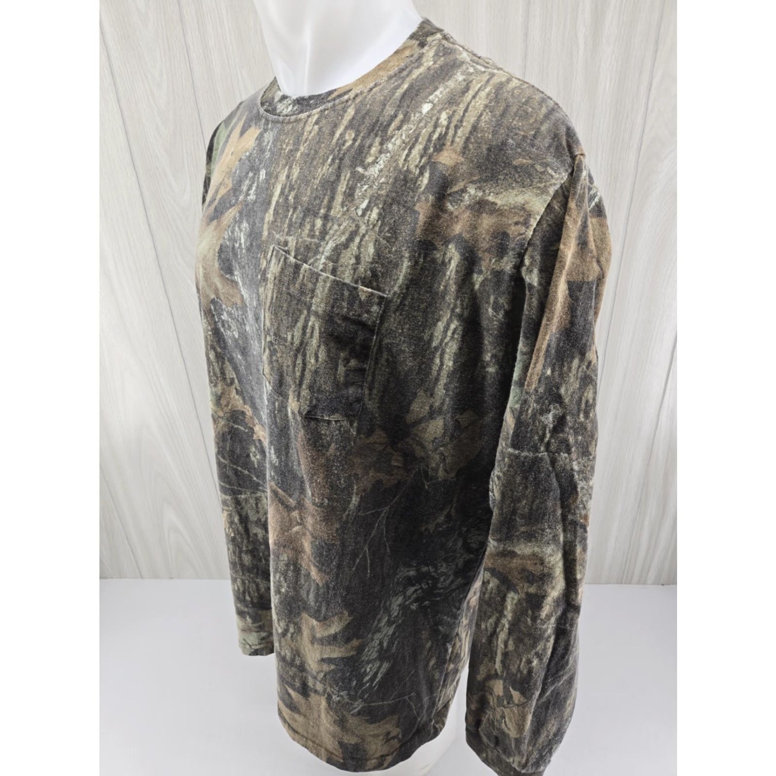Jerzees VINTAGE Jerzees Outdoors Camo Shirt 2XL Long Sleeve Mossy Oak Breakup Pocket Mens Shirt Size US XXL / EU 58 / 5 - 4 Thumbnail