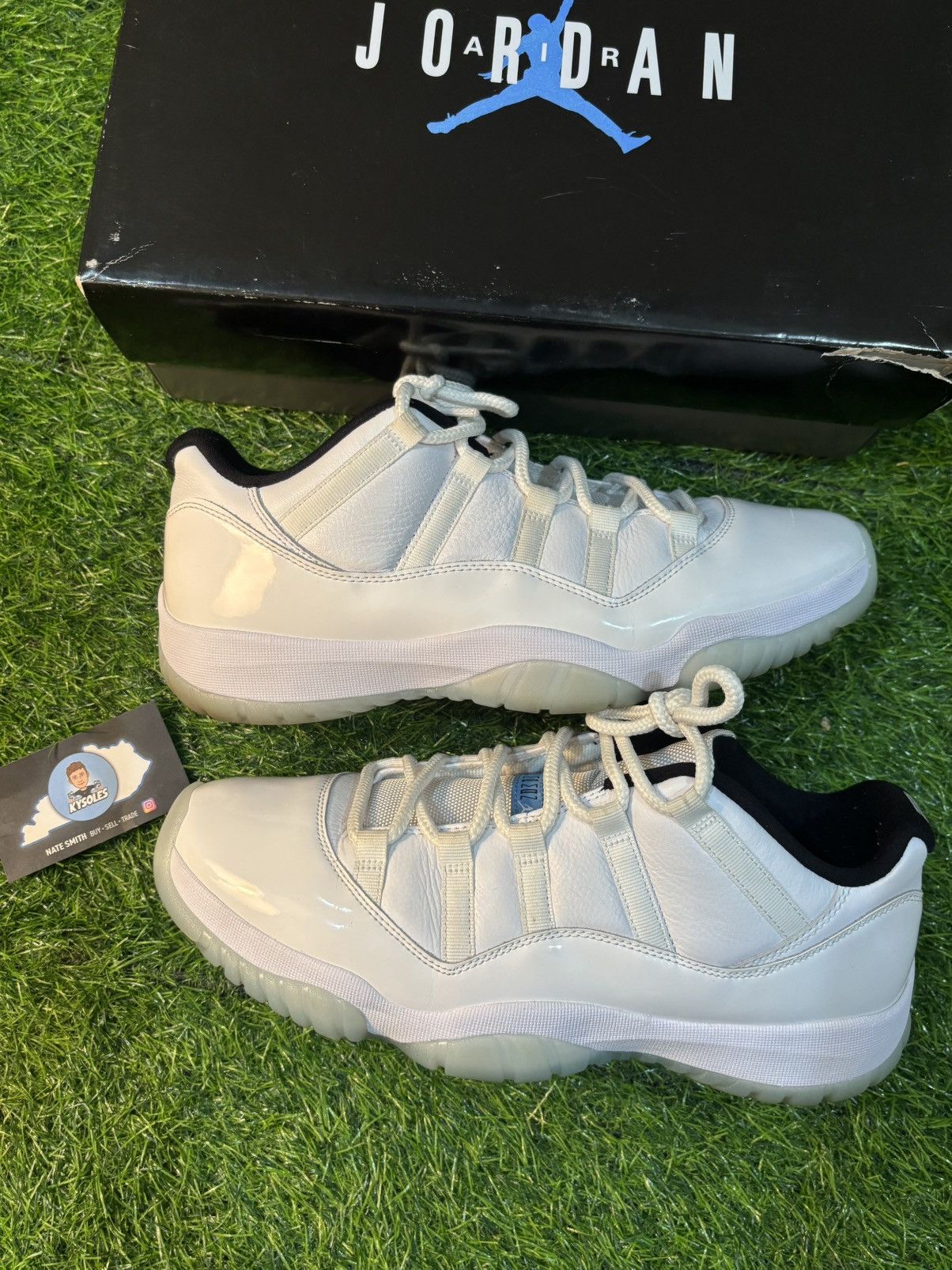 Jordan Brand Jordan 11 low legend blue Size US 11.5 / EU 44-45 - 1 Thumbnail