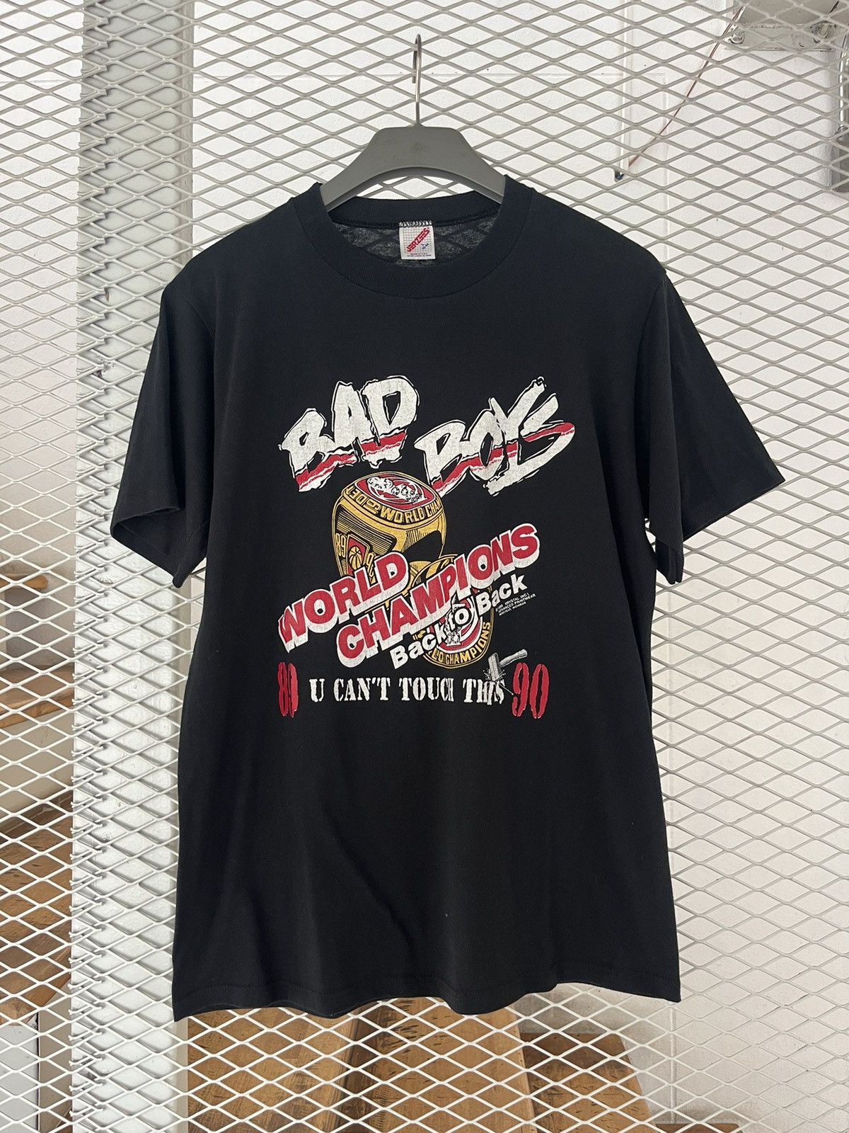 NBA × Vintage Vintage BAD BOYS Back to Back Champions Rings 1990’s Tshirt Size US L / EU 52-54 / 3 - 2 Thumbnail