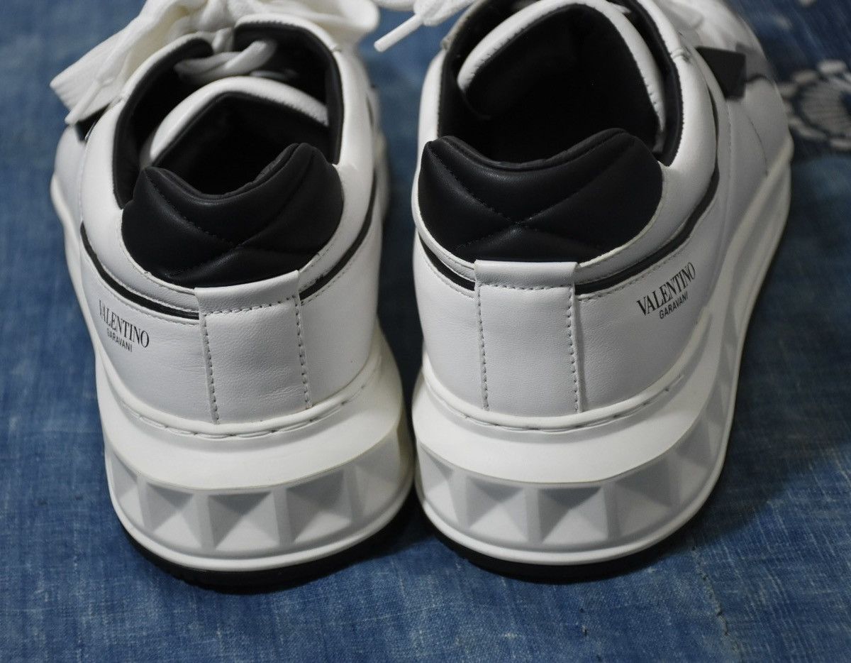 Valentino Valentino One Stud Garavani Sneaker Size US 7 / EU 40 - 7 Thumbnail