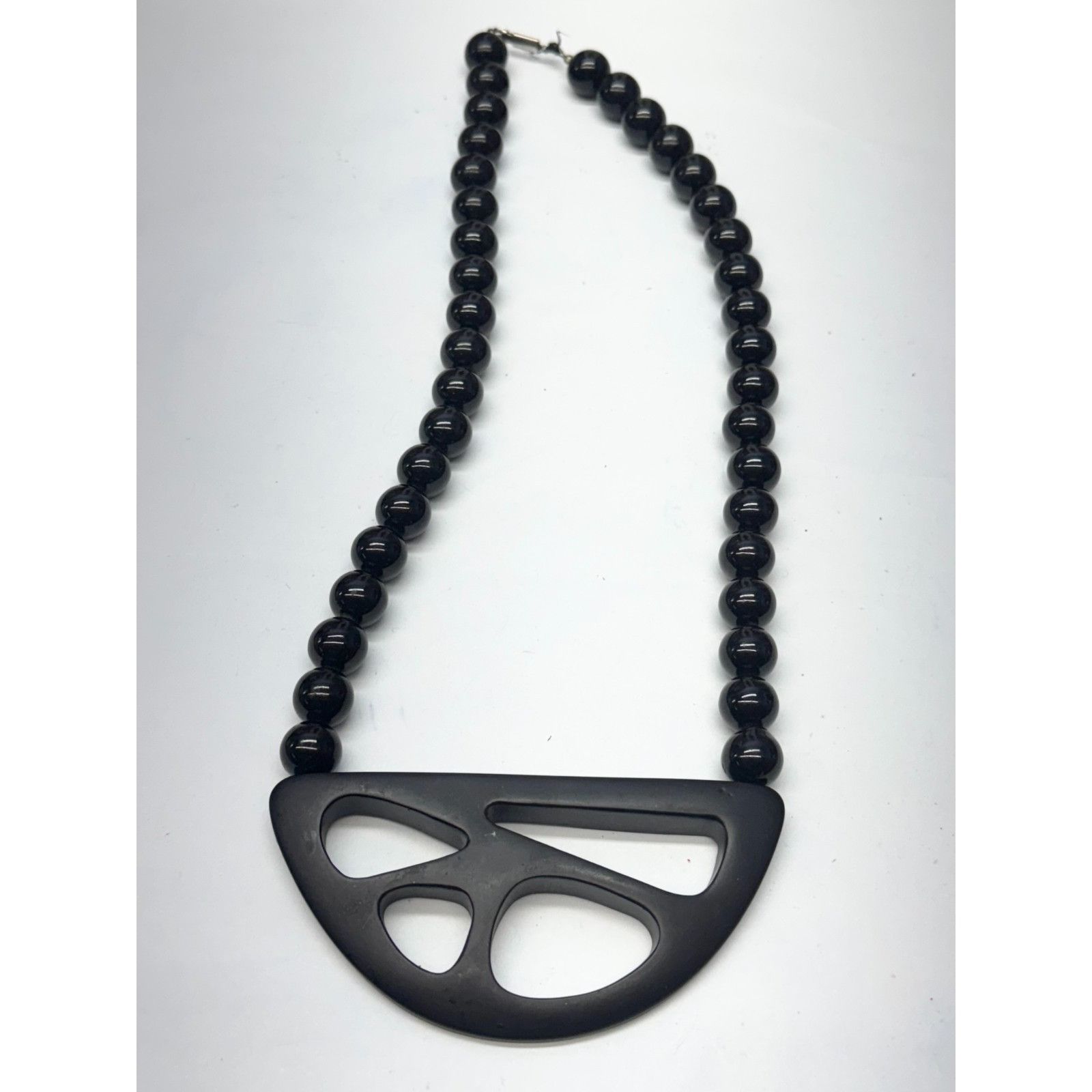 Vintage Vintage black beaded wood pendant necklace Size ONE SIZE - 2 Thumbnail