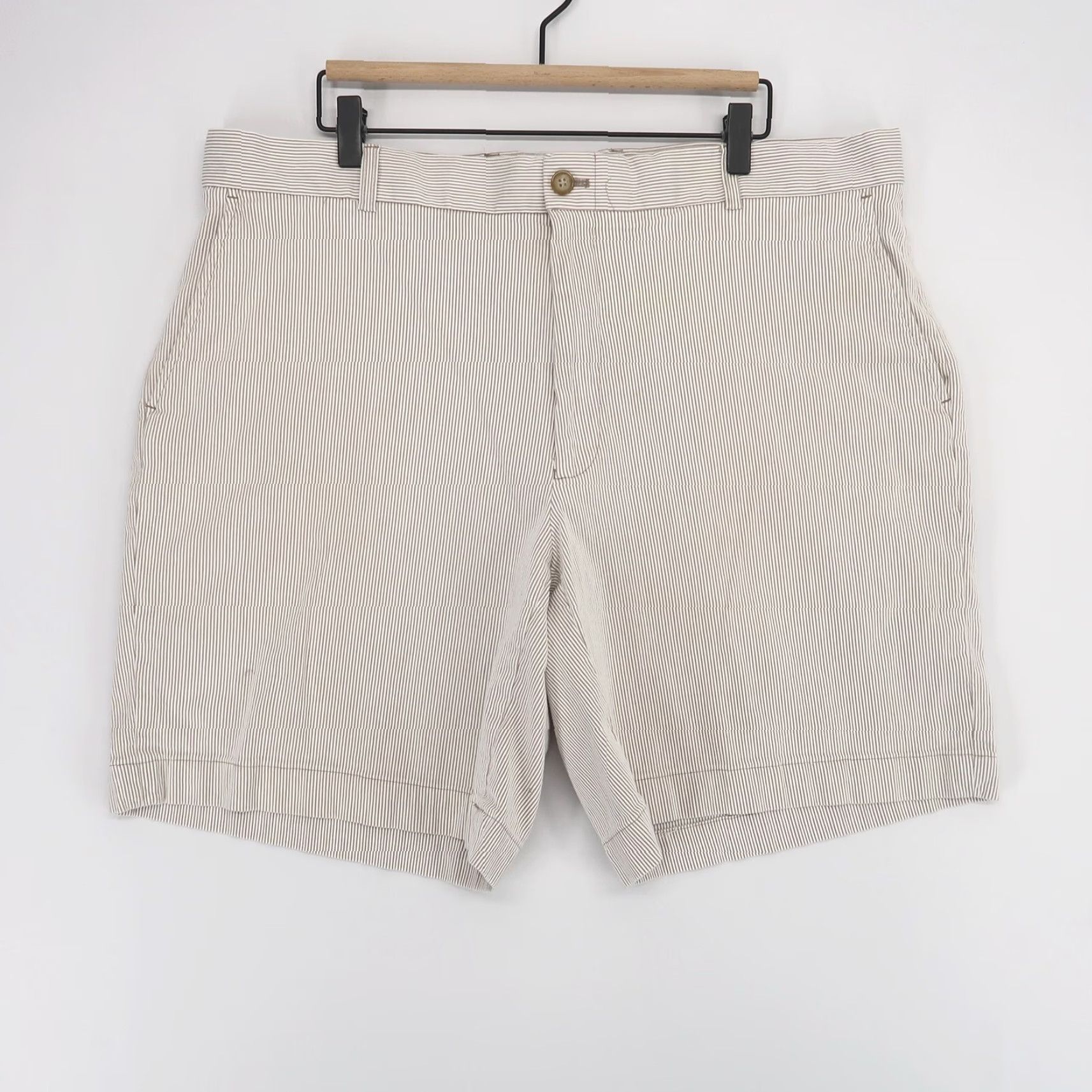 Southern Tide Southern Tide Chino Shorts Mens 40 Brown White Textured Stripe Size US 40 / EU 56 - 2 Thumbnail