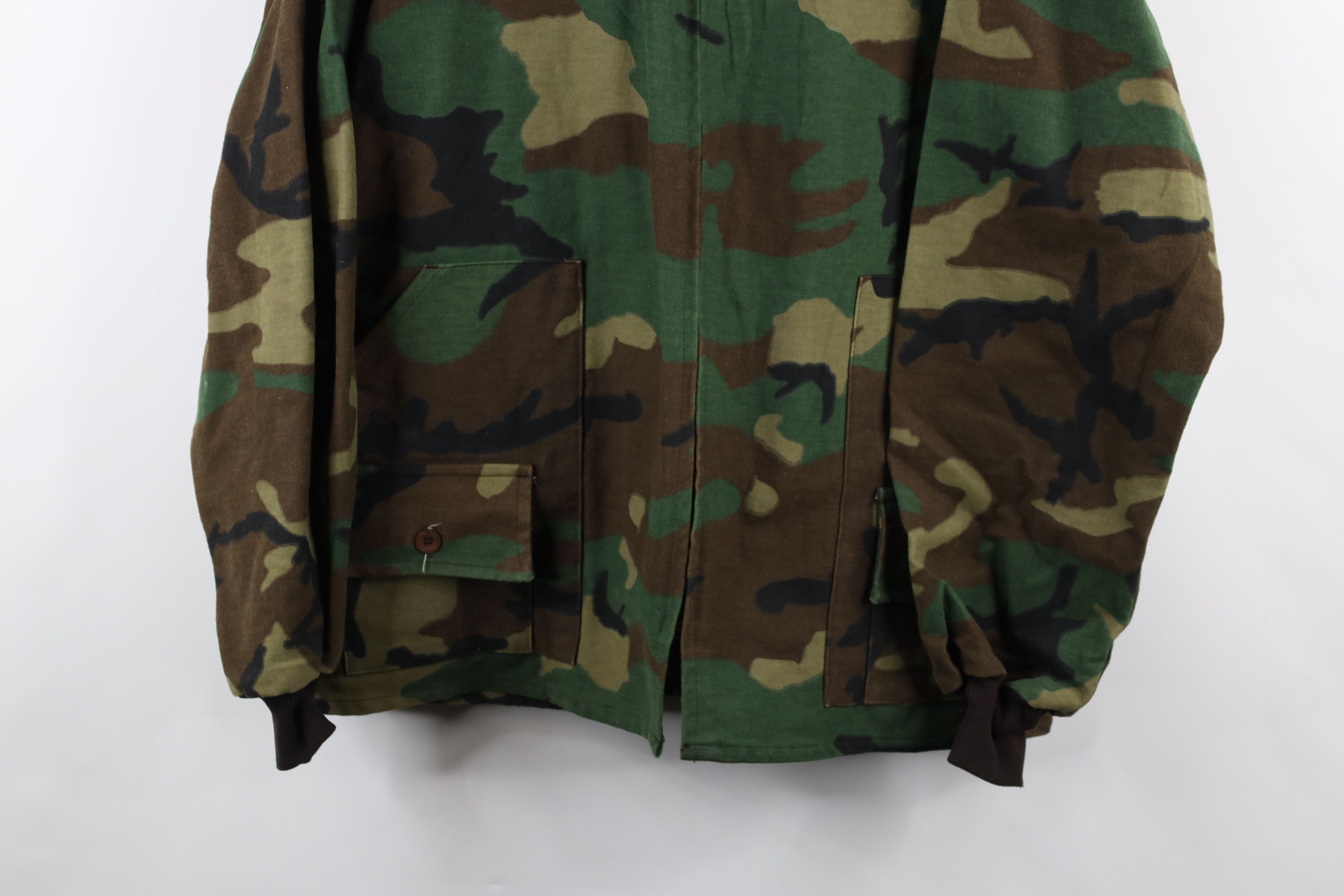 Vintage Vintage 70s Streetwear Cloth Camouflage Bomber Jacket USA Size US XL / EU 56 / 4 - 3 Thumbnail