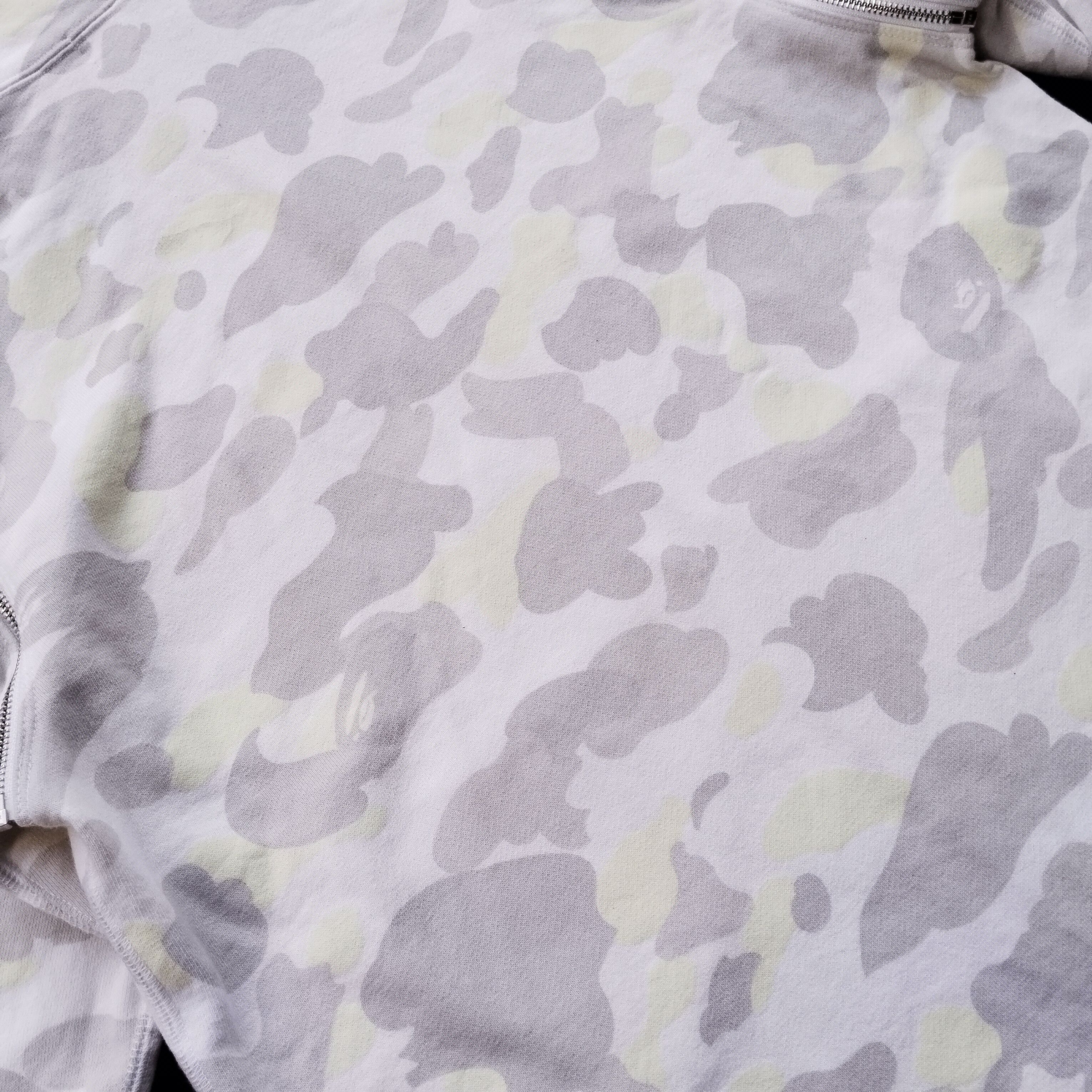 Bape 2015 Bape City Camo Detachable Sleeve Full Zip Hoodie Size US L / EU 52-54 / 3 - 6 Thumbnail