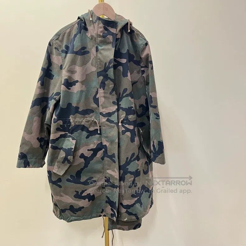 Valentino Valentino Camouflage diamond-encrusted hooded jacket Size US S / EU 44-46 / 1 - 1 Thumbnail