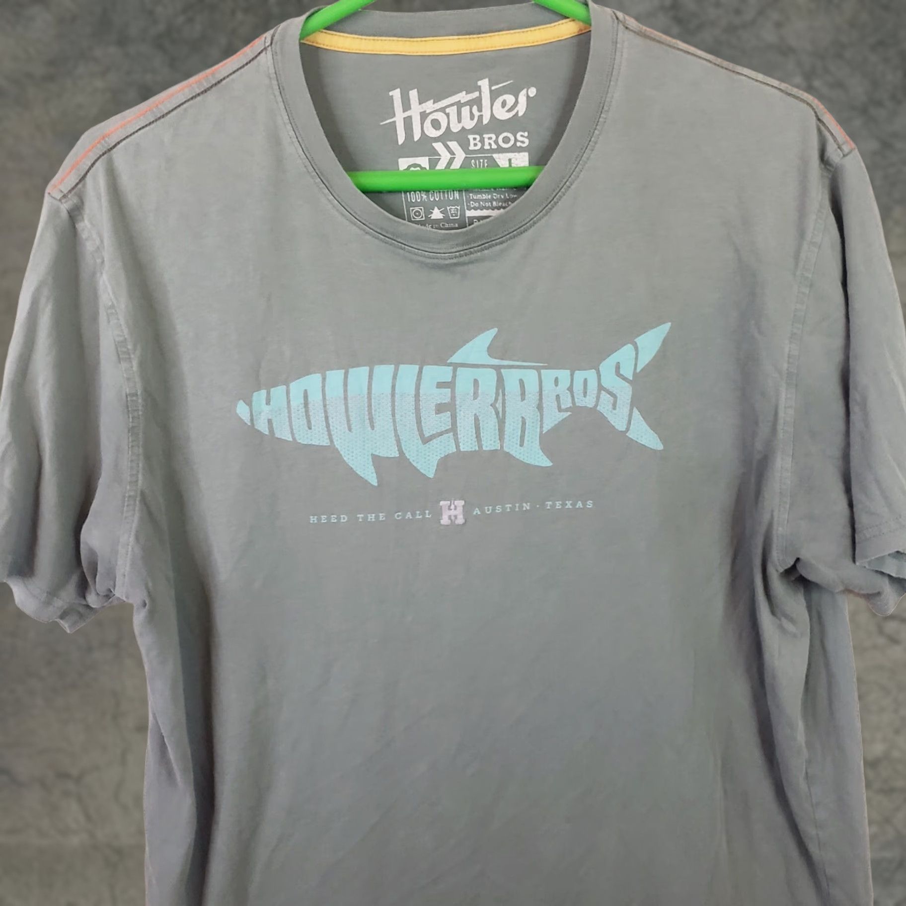 Howler Brothers Howler Brothers Shirt Mens Large Green Graphic Fish Logo Monkey Summer Tee Size US L / EU 52-54 / 3 - 1 Thumbnail