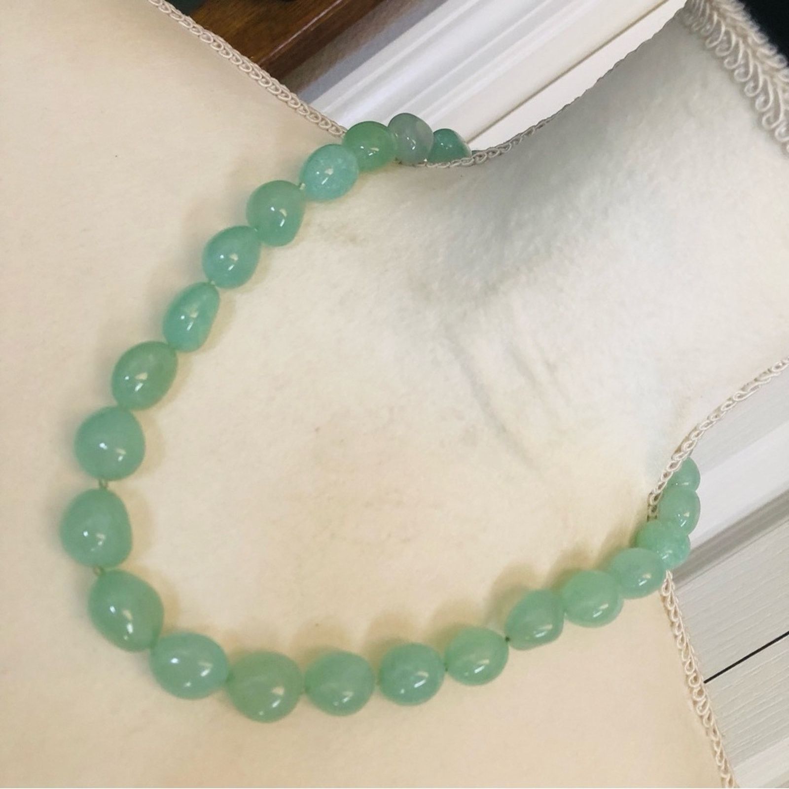 Jewelry World Wide Imports genuine jadeite polished stone necklace Size ONE SIZE - 1 Thumbnail