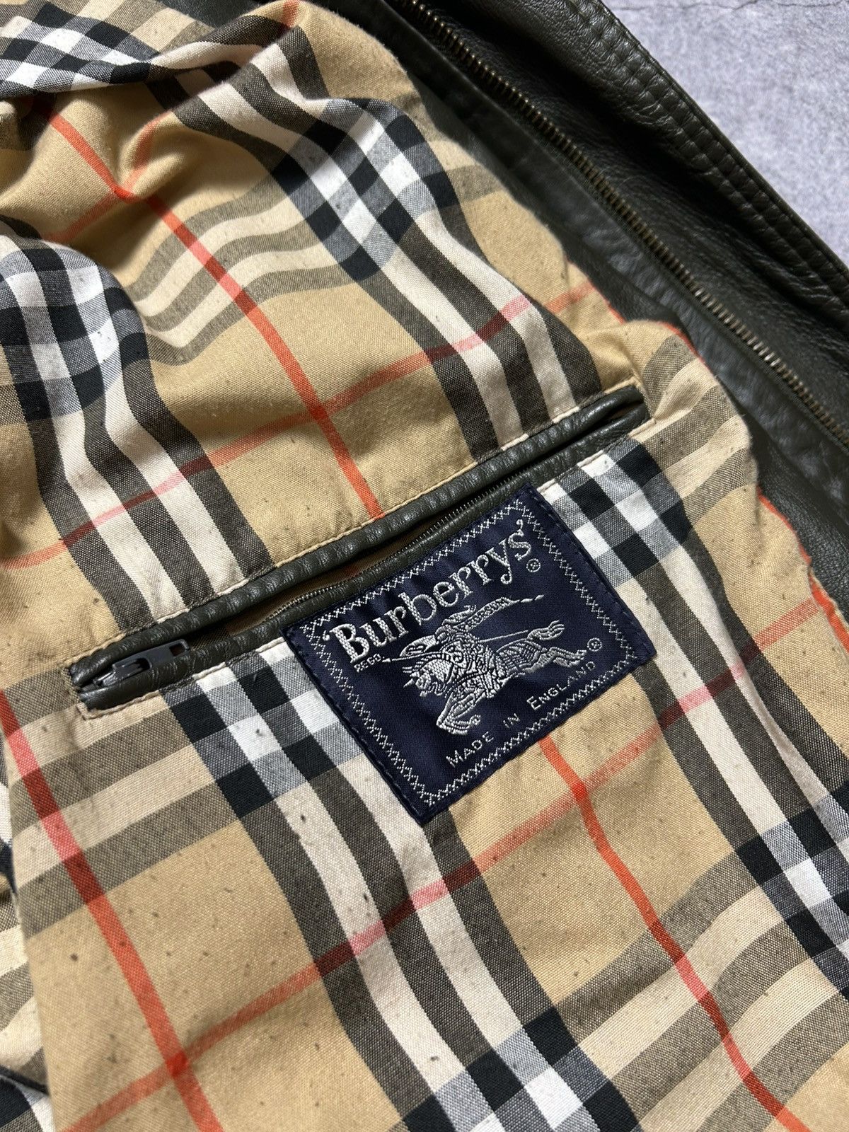 Burberry vinatge BURBERRY'S Leather Coat Jacket nova check Mens retro Size US M / EU 48-50 / 2 - 7 Thumbnail