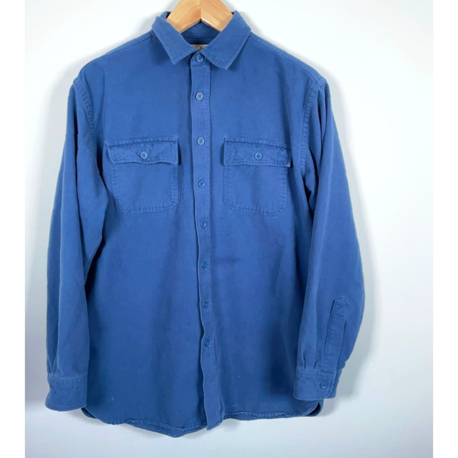 Vintage L.L. Bean Chamois Cloth Shirt Mens Large Tall Blue Heavyweight Flannel Workwear Button-Up Long Sleeve Cotton Size US L / EU 52-54 / 3 - 2 Thumbnail