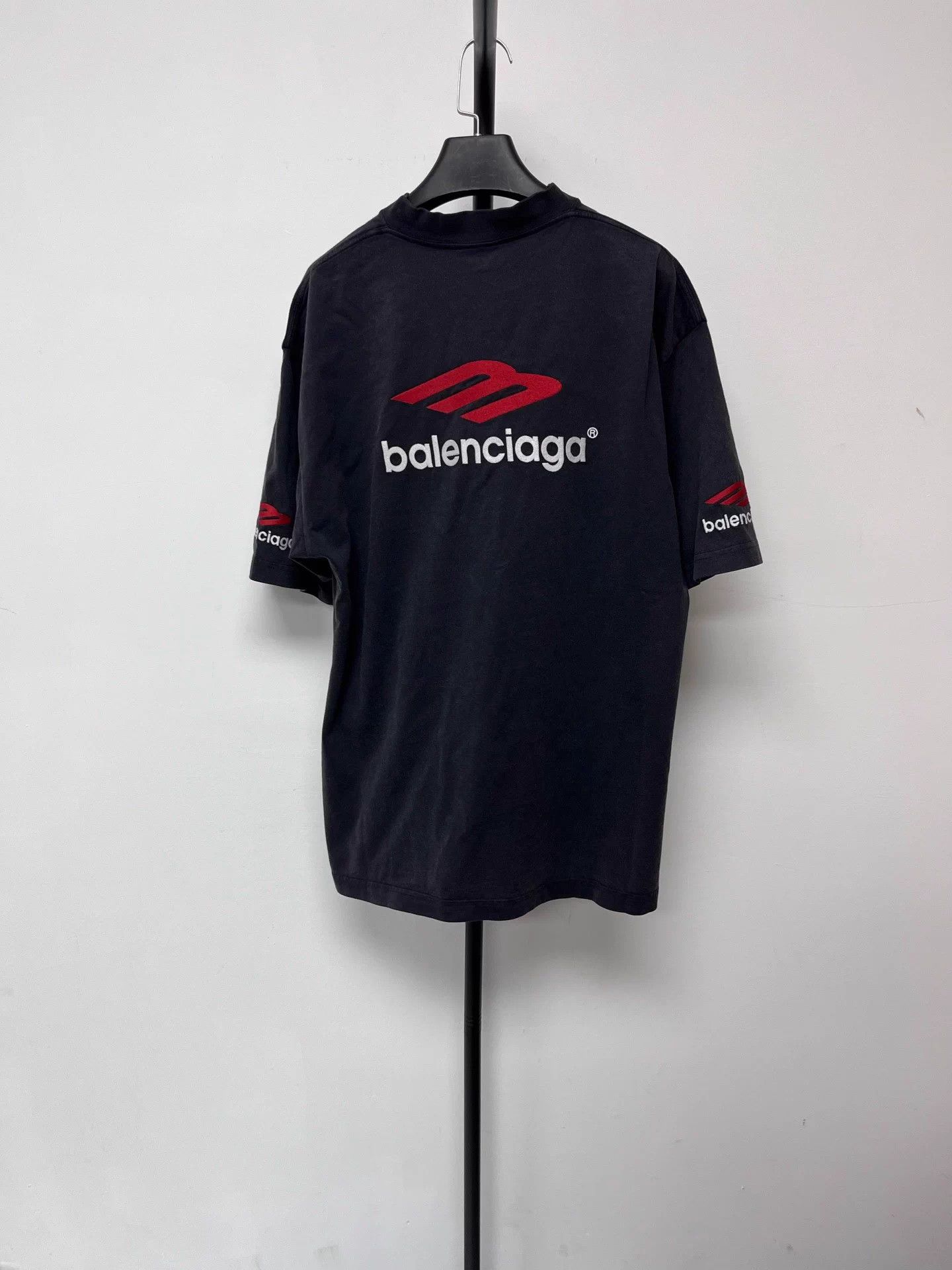 Balenciaga Balenciaga Logo Print Oversized Unisex Black S SS Crew T Size US S / EU 44-46 / 1 - 2 Thumbnail