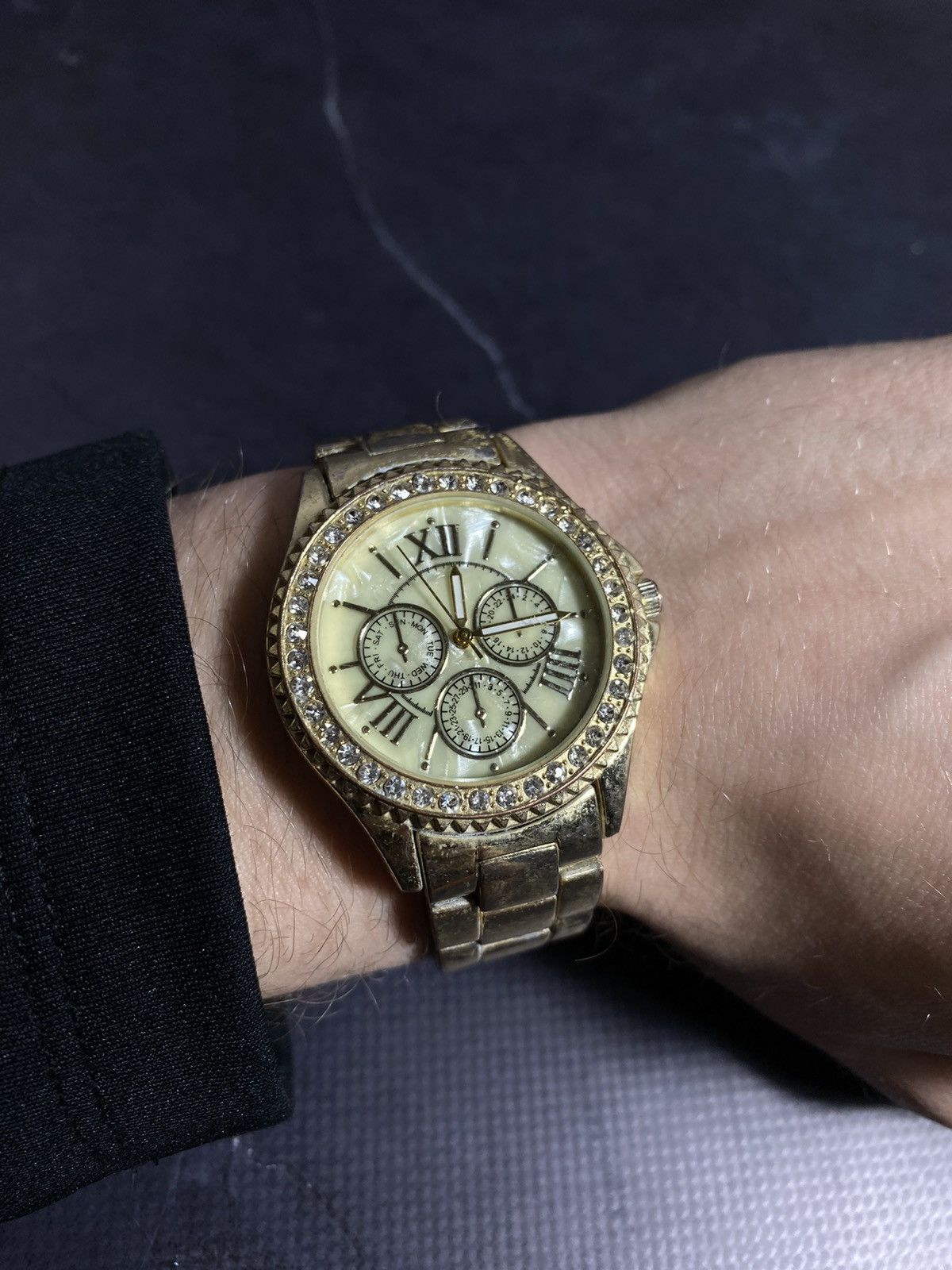 Vintage Gold-Tone Crystal Accent Watch japanese brand Size ONE SIZE - 4 Thumbnail