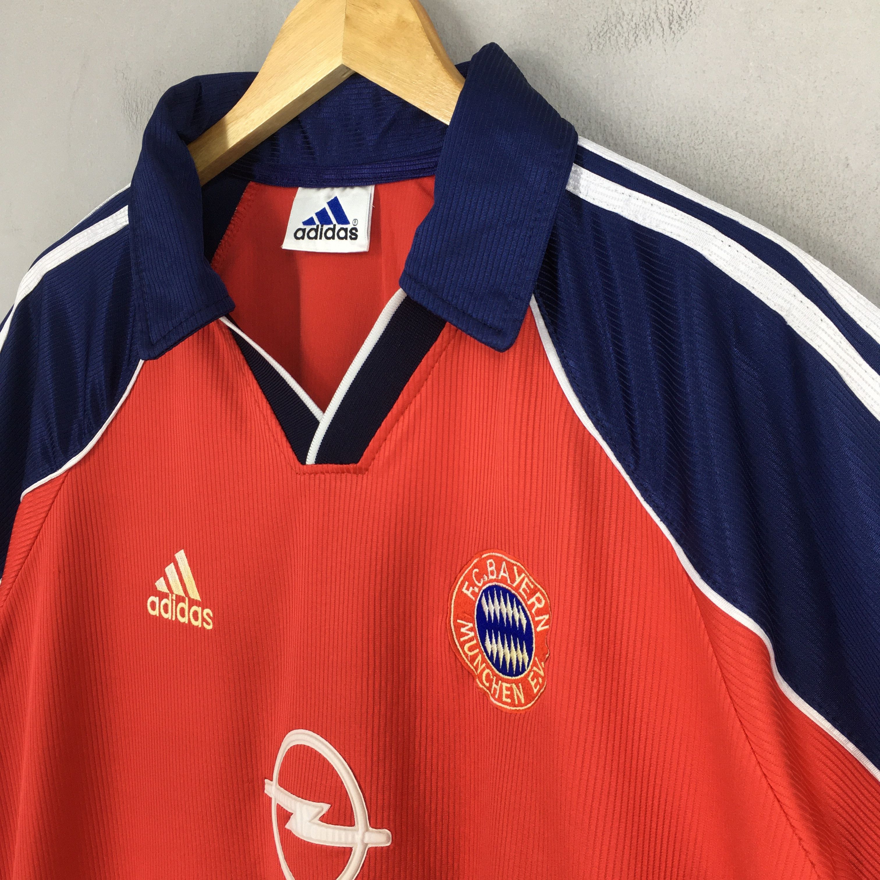 Adidas Vintage 1999-2000 Adidas FC Bayern Munich Red Jersey Medium Size US M / EU 48-50 / 2 - 3 Thumbnail