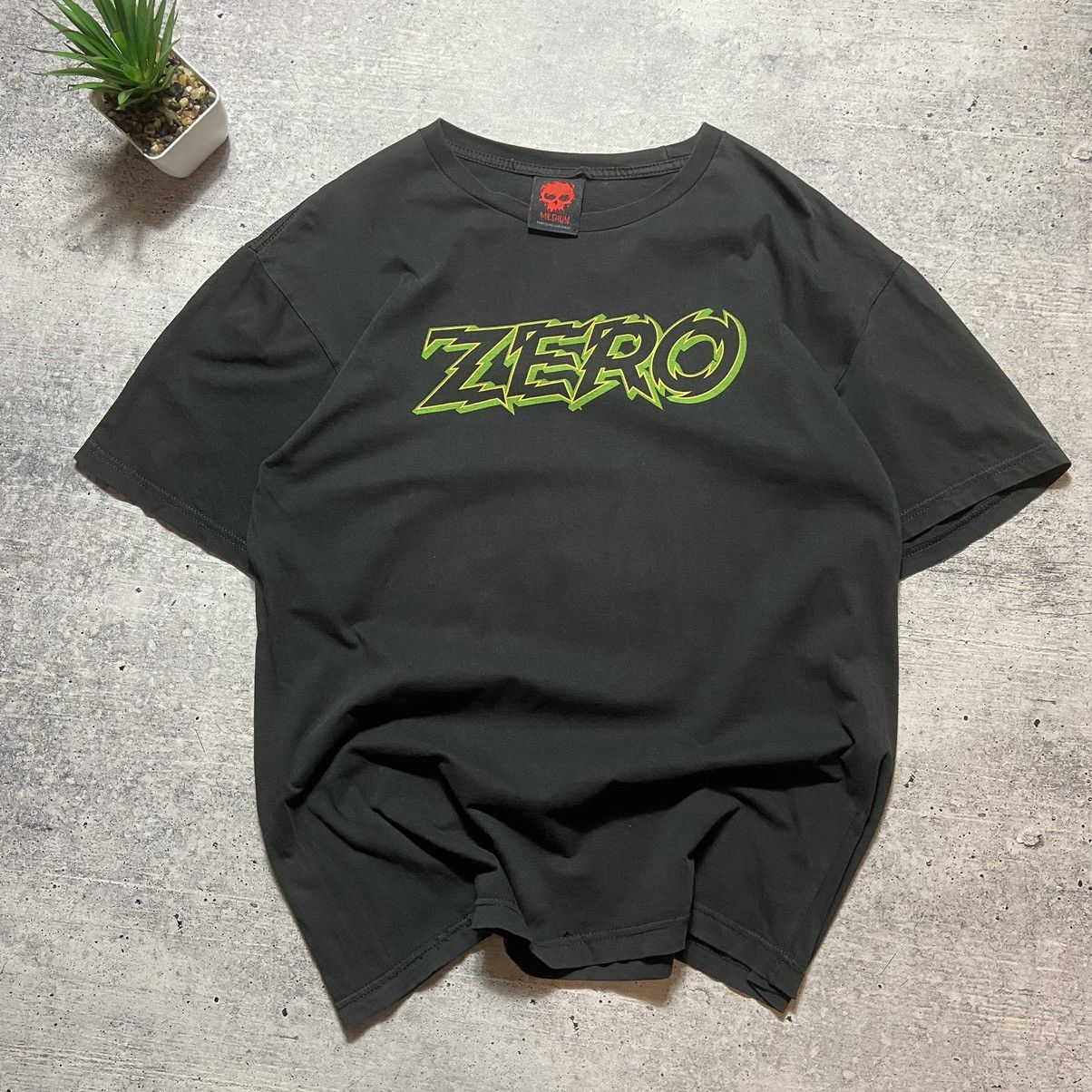 Hook-Ups × Shorty's Skateboards 📌 Vintage Zero Skateboards Big Logo Y2K T-Shirt Size US M / EU 48-50 / 2 - 2 Thumbnail