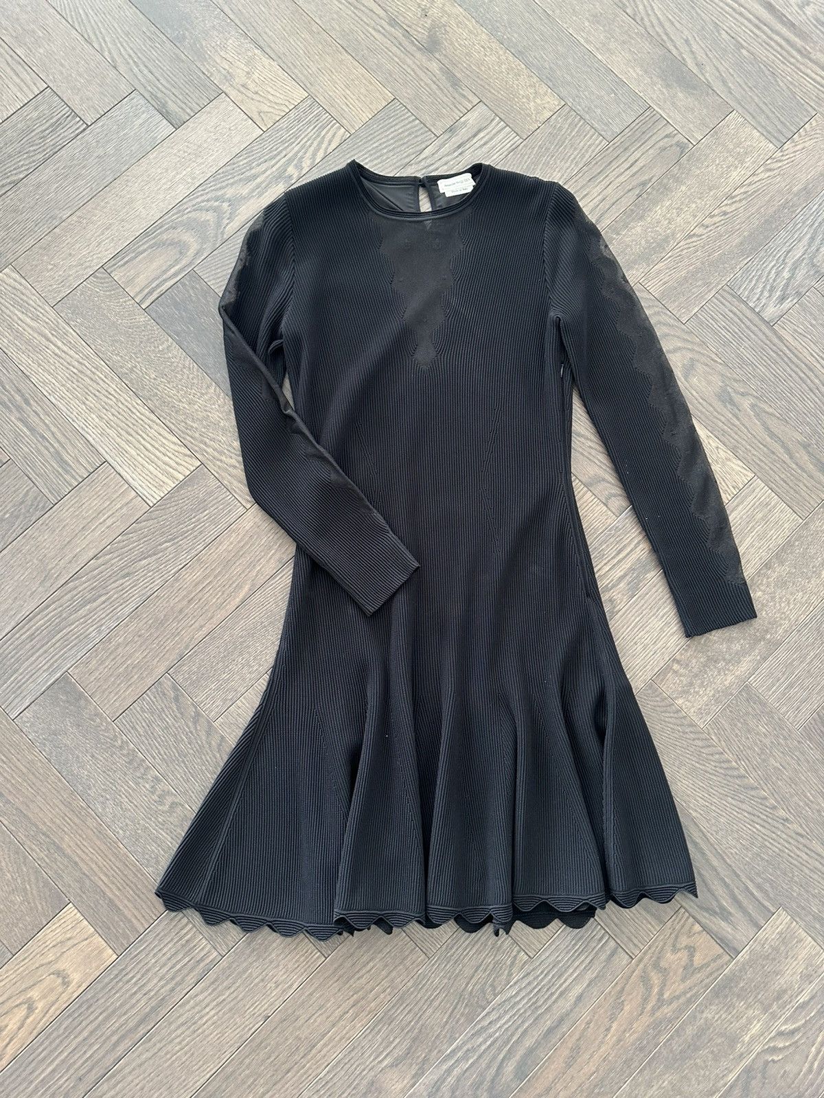 Alexander McQueen Black Fit and Flare Dress with lace - joarbit.com