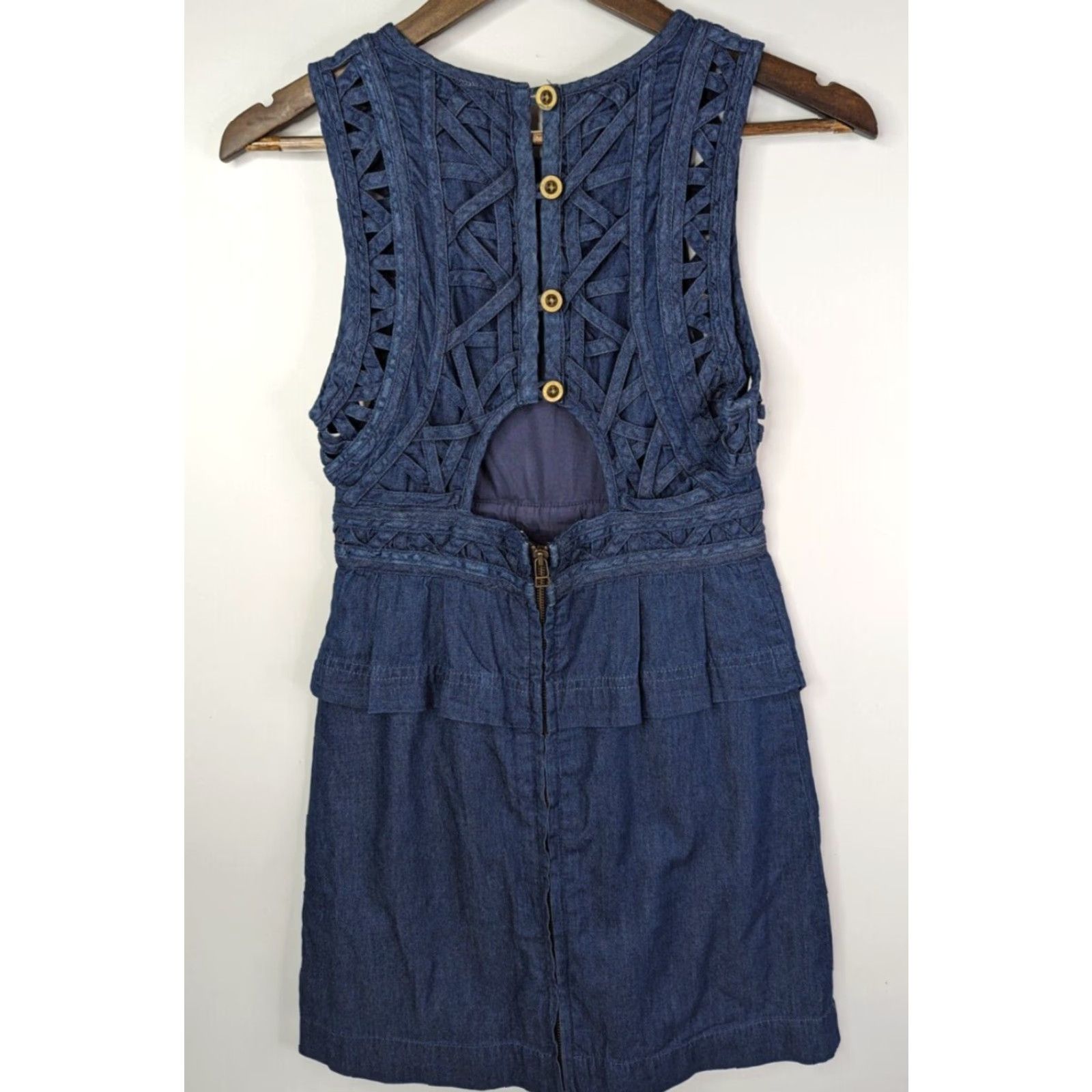 Free People Free People Mini Dress New Romantics Highland Lattice Denim Wash Blue Size 0 Sleeveless Round Neck Button Front Casual Short Dress Womens Size XS / US 0-2 / IT 36-38 - 4 Thumbnail