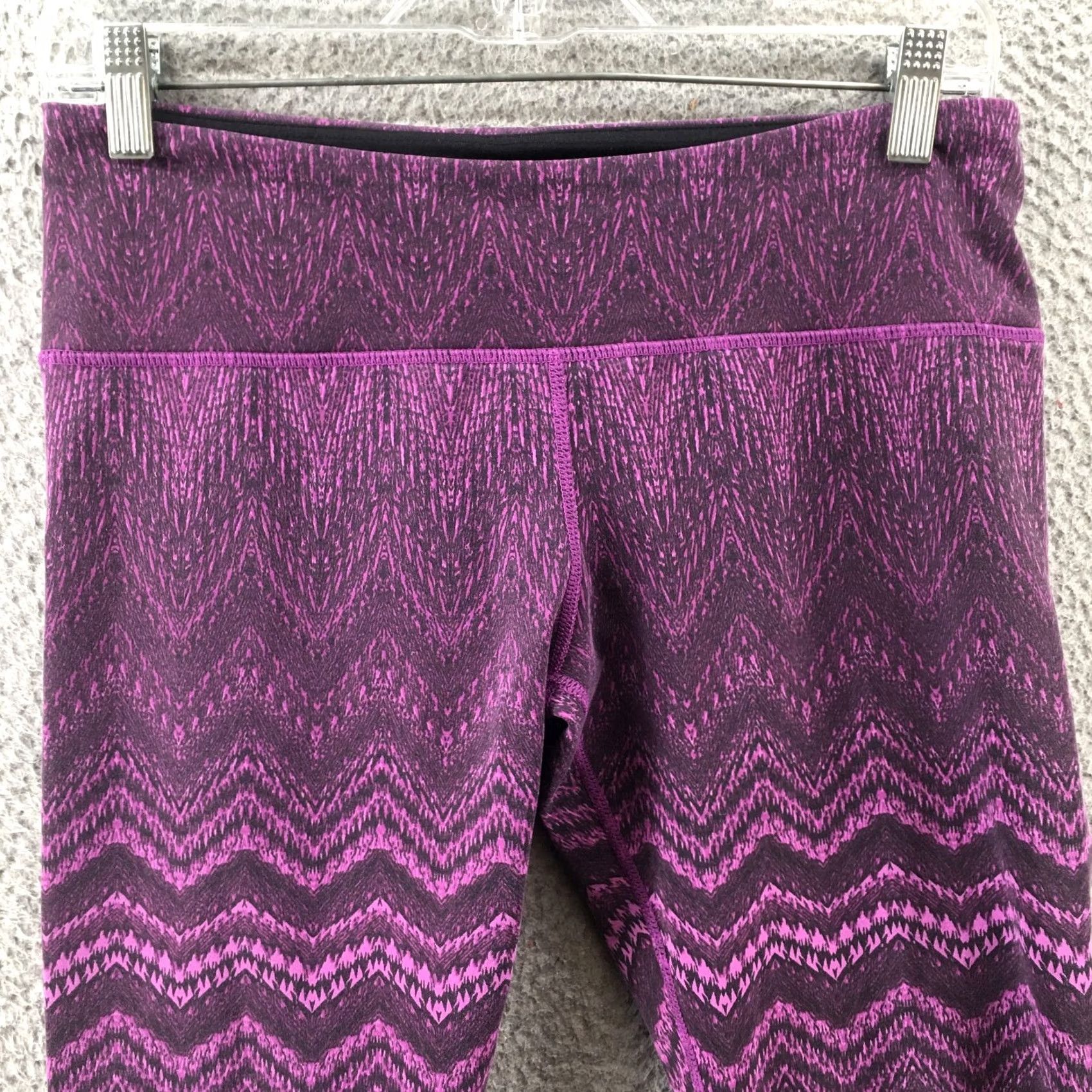 Vintage Tuff Athletics Leggings Womens M Cropped Purple Low Rise Pull On Size 32" / US 10 / IT 46 - 2 Thumbnail