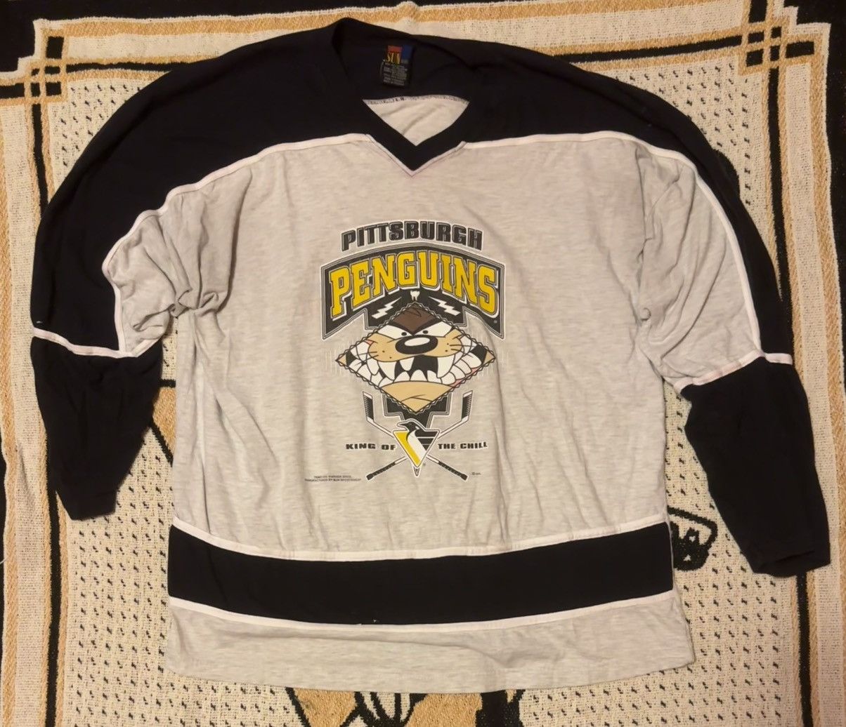 Warner Bros VINTAGE WARNER XSUN Taz NHL Pitt. Penguins Jersey Shirt SzXL Size US XL / EU 56 / 4 - 1 Thumbnail