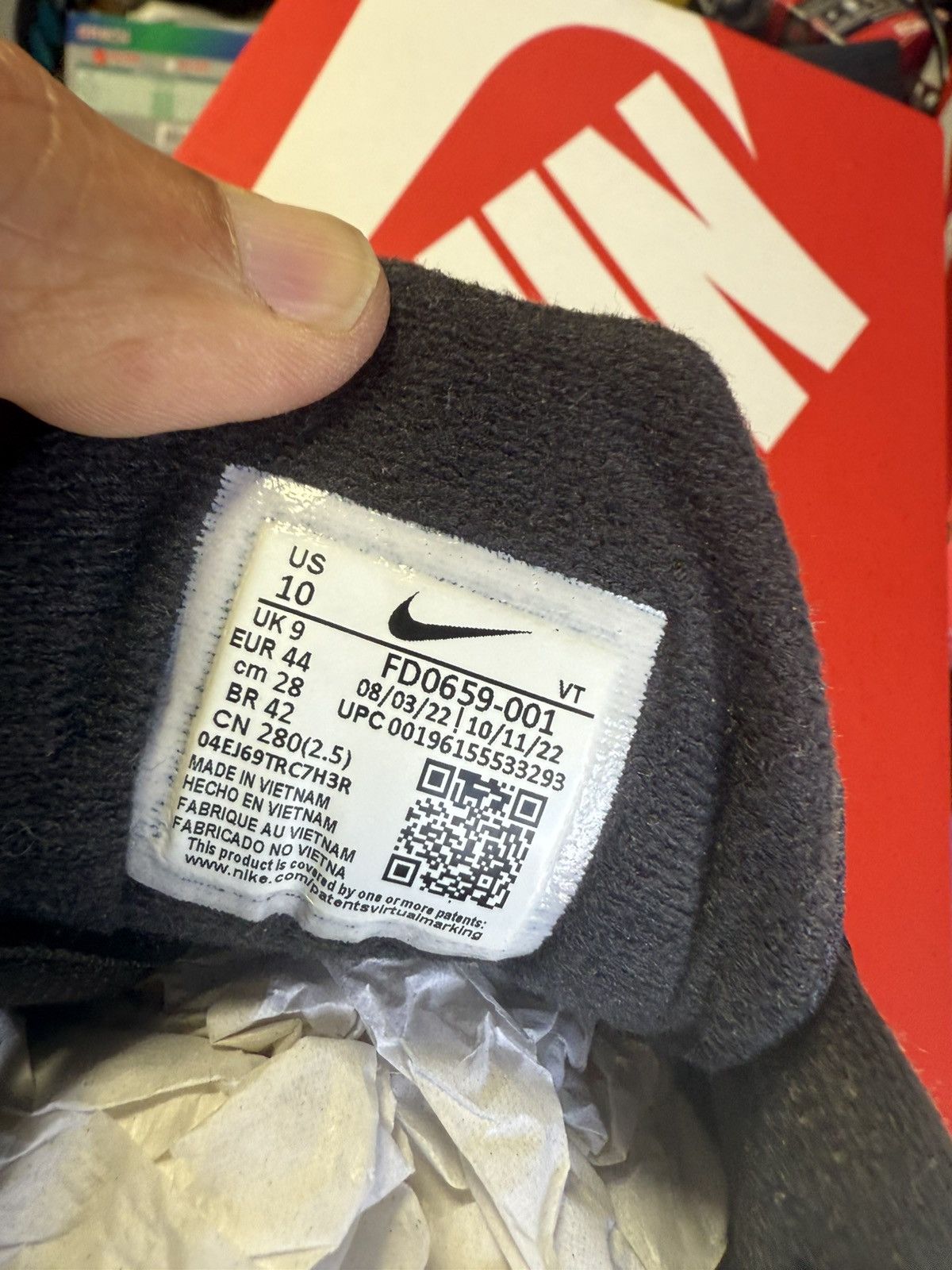 Nike NIKE TUNED 3 Black/Grey Swoosh Size US 10 / EU 43 - 15 Thumbnail
