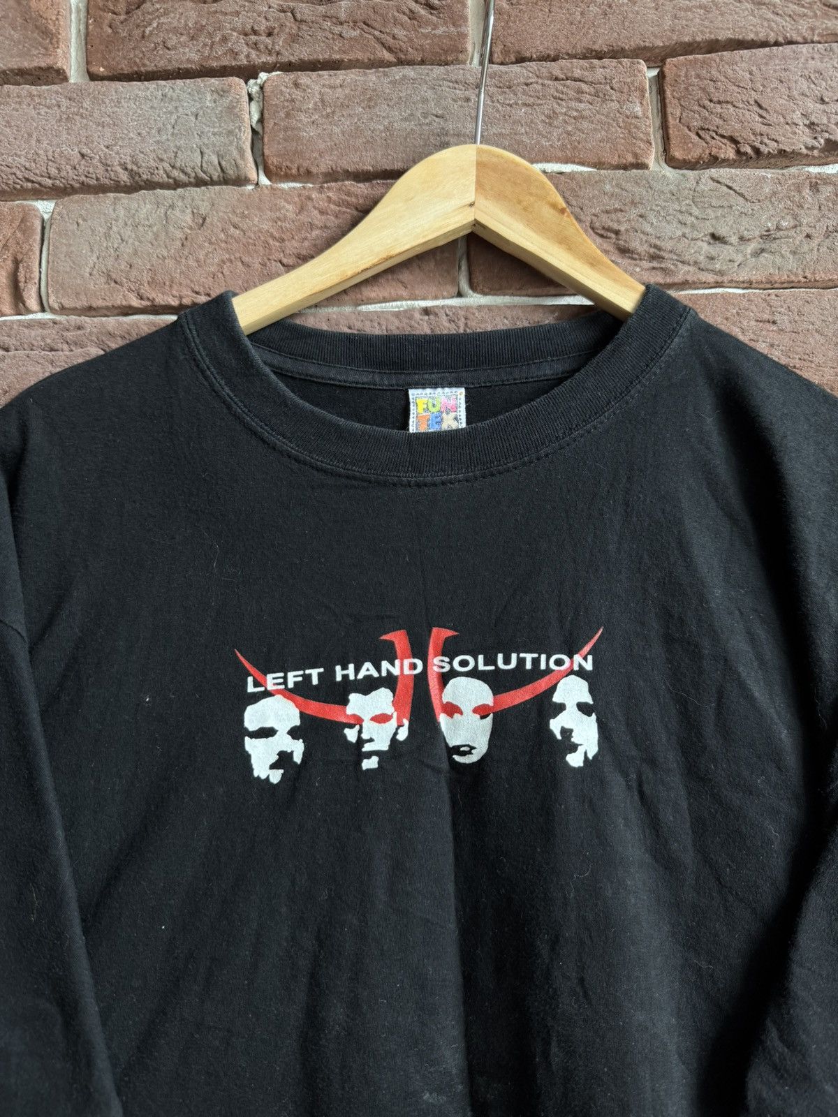 Band Tees Vintage 00s Left Hand Solution Doom Metal Band T-shirt Tour Size US L / EU 52-54 / 3 - 3 Thumbnail