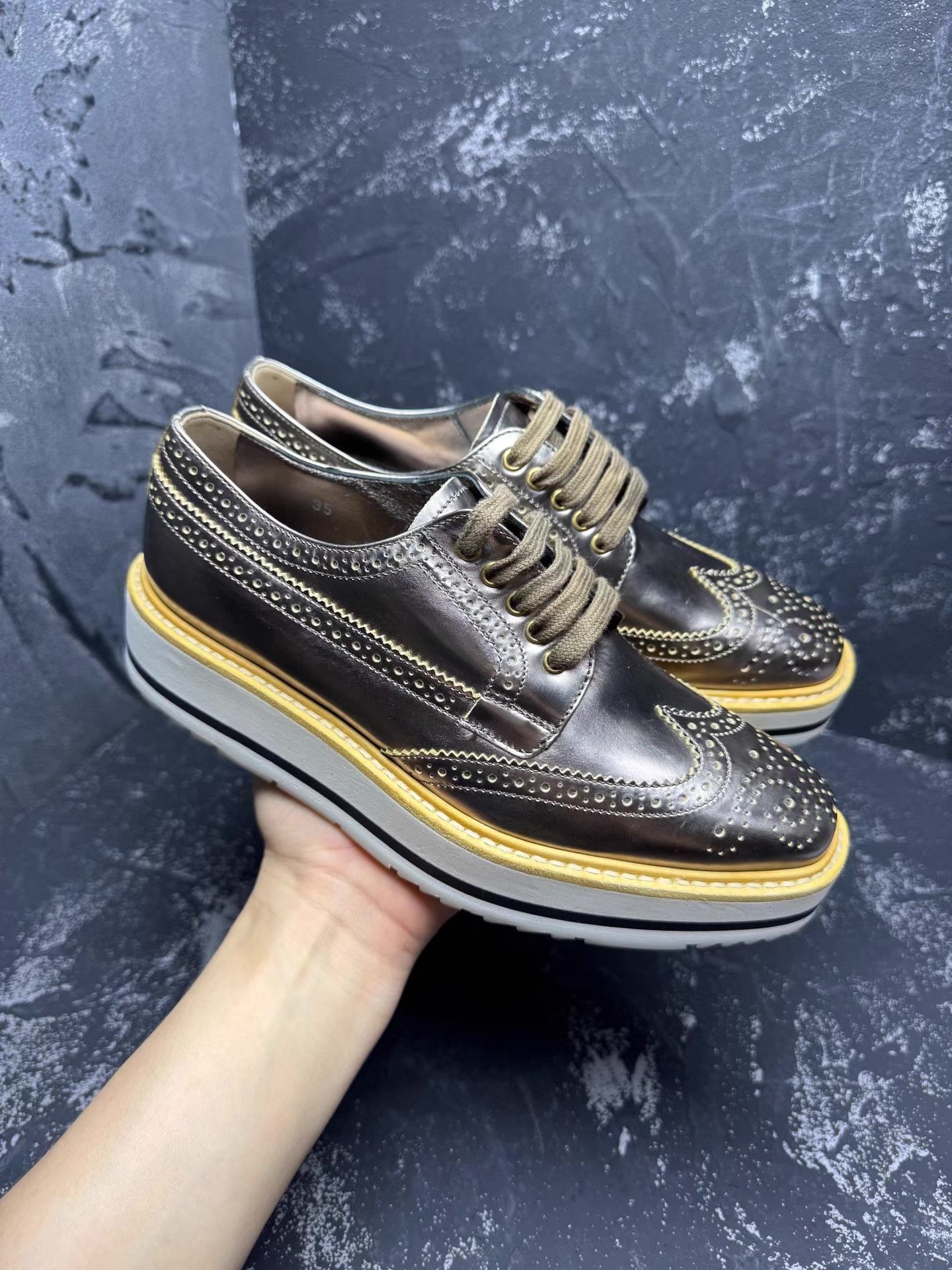 Prada Prada Gold Platform Sneakers Q10 Size US 5 / IT 35 - 2 Thumbnail