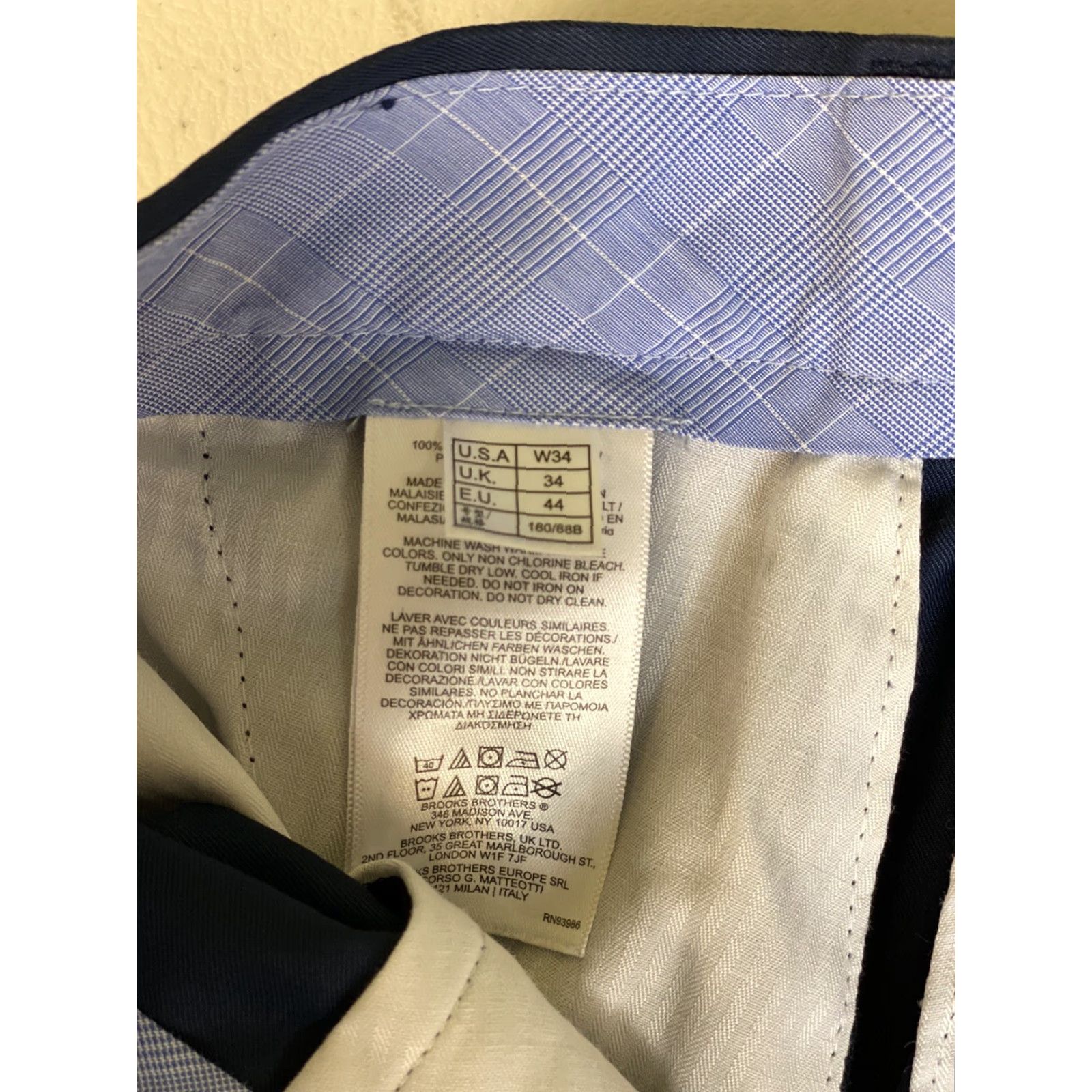Brooks Brothers Brooks Brothers Shorts Navy Blue 34” Flat Front Regular Classic Men Casual Vacation Cruise Wear Pockets Belt Loops Zip Size US 34 / EU 50 - 7 Thumbnail