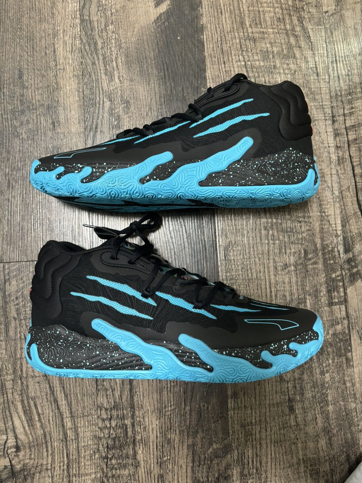 Puma PUMA x MB 03 Blue Hive Size US 11 / EU 44 - 2 Thumbnail