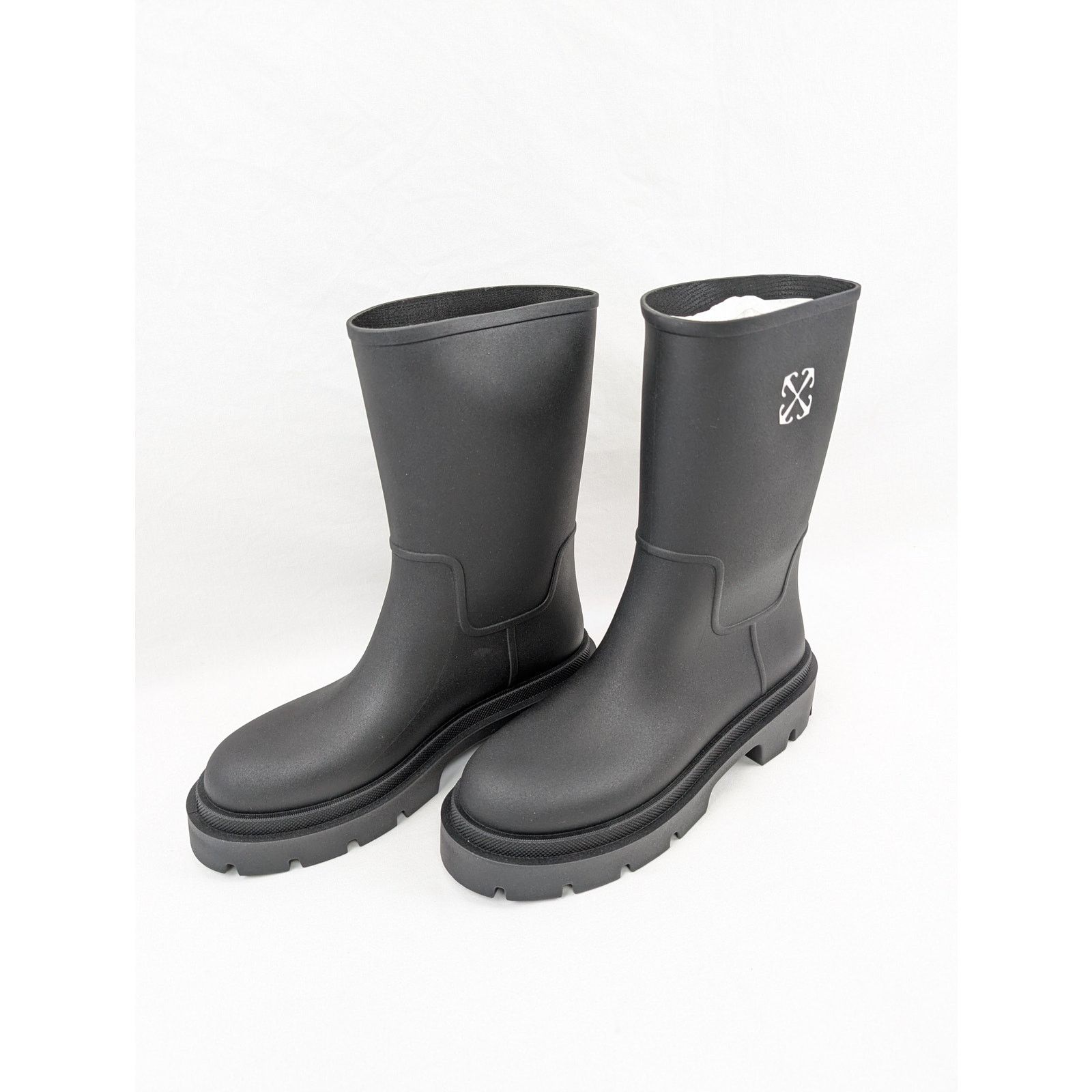 Off-White o1rshd1 Reboot Arrow Boots in Black Size US 12 / EU 45 - 12 Thumbnail