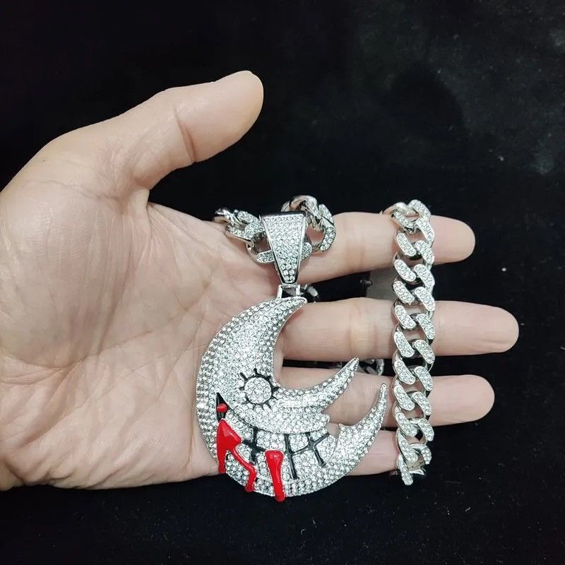 Jewelry Hip Hop Chain Moon Pendant Necklace Size ONE SIZE - 3 Thumbnail