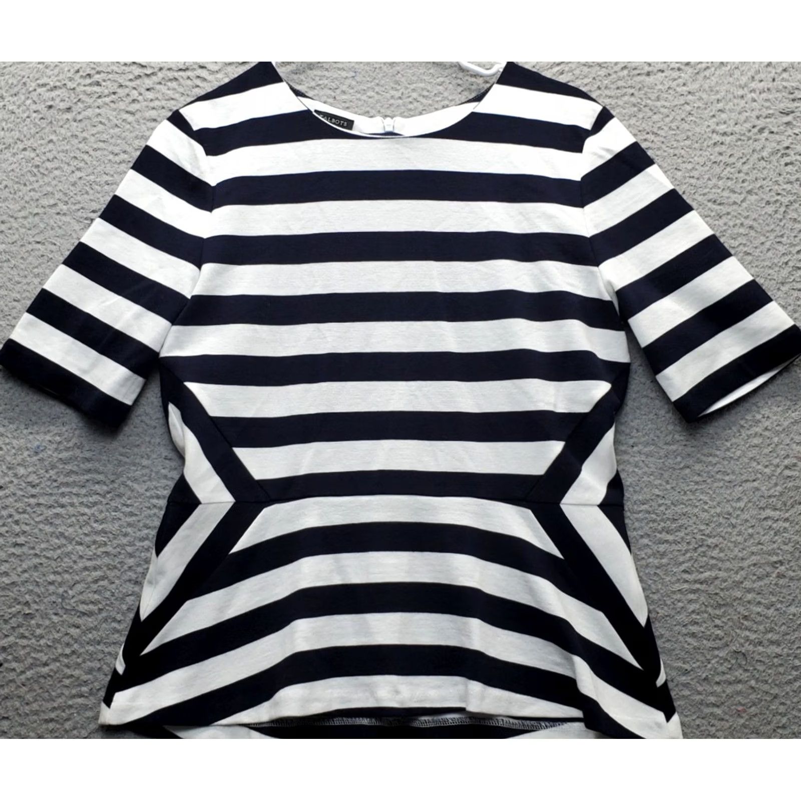 Talbots Talbots Blouse Top Women's M Striped Stretch Short Sleeve Back Zip Shirt Multicolor Casual Womens, Talbots Shirt, 90s/Outdoor, Pre-owned Size M / US 6-8 / IT 42-44 - 2 Thumbnail
