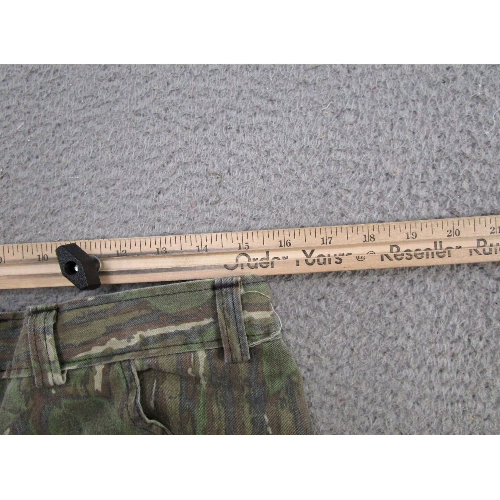 Realtree VINTAGE Clarkfield Outdoors Pants Men's L Realtree Camo Cargo Elastic Waist Regular Straight 90s Mens Jeans? Size US 33 - 6 Thumbnail