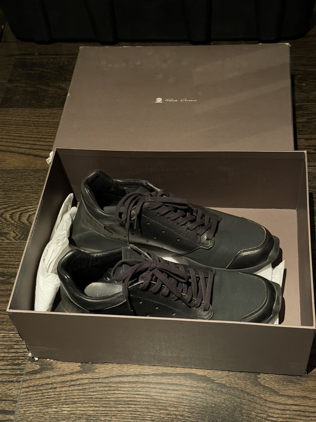 Adidas × Rick Owens Rich Owens Tech Runner Triple Black Size US 9.5 / EU 42-43 - 3 Thumbnail