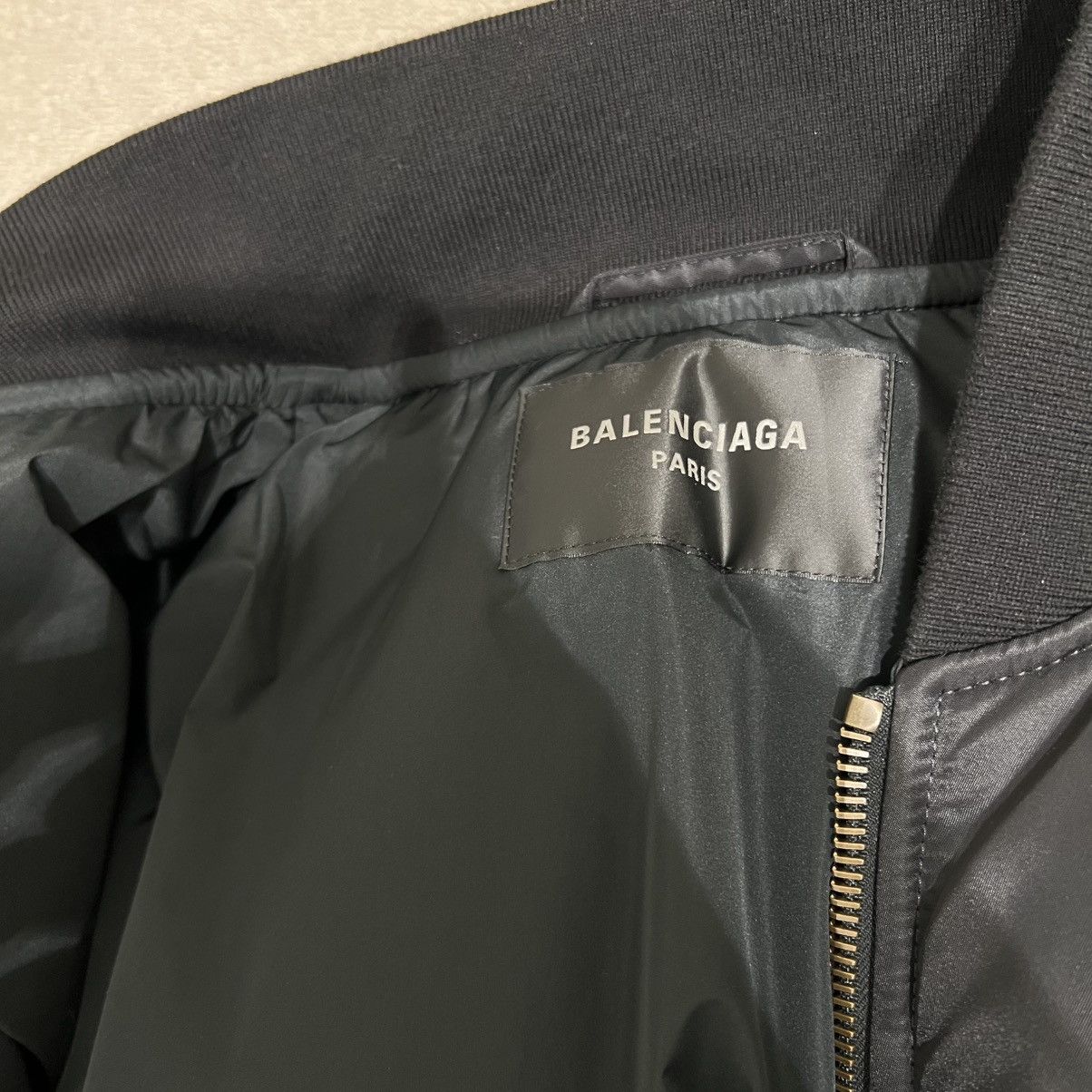 Balenciaga Balenciaga Cropped Oversized Jacket Size US L / EU 52-54 / 3 - 9 Thumbnail