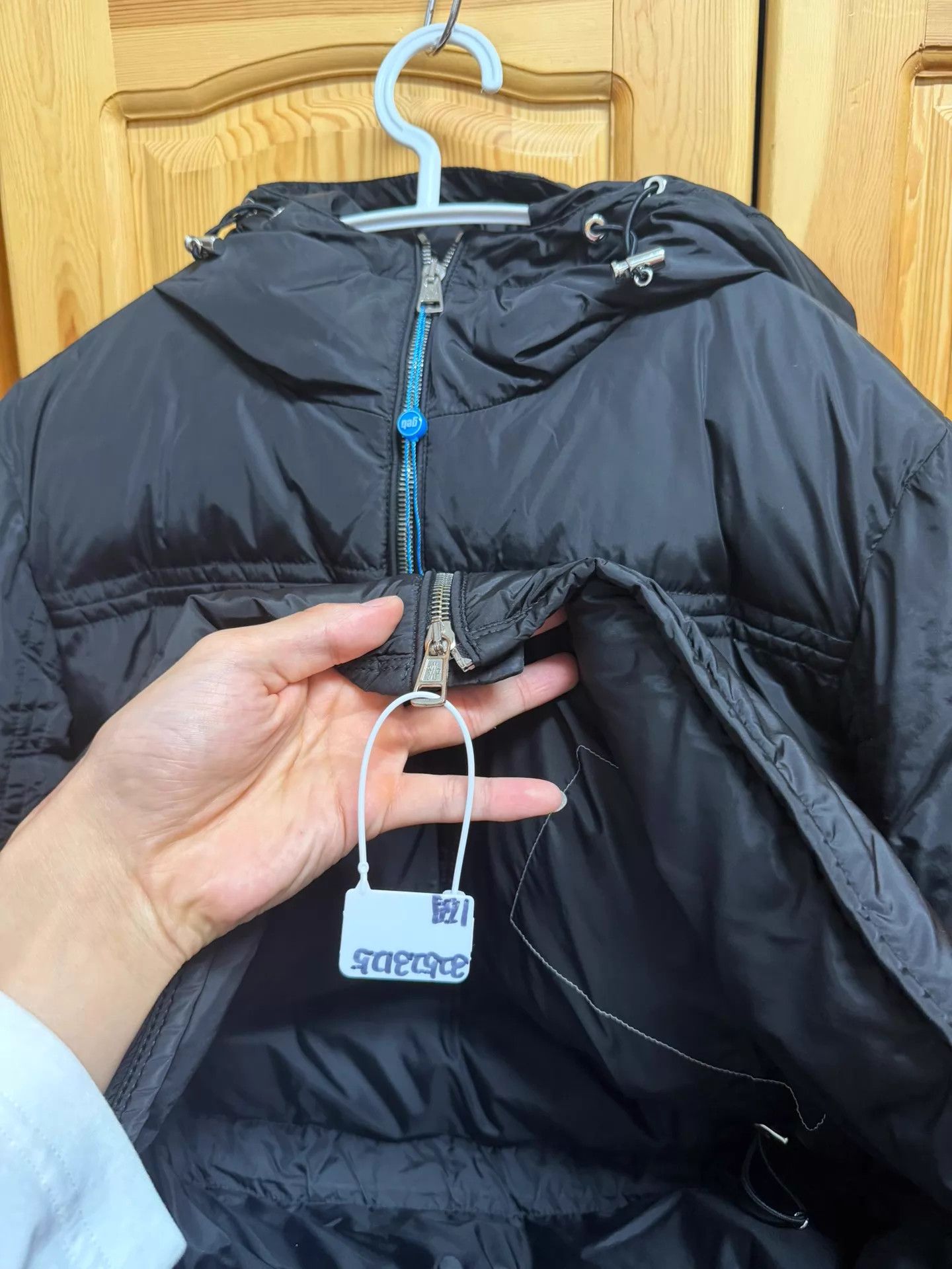 Moncler Moncler Black Down Jacket Limited Edition Authentic Size 1 Size US S / EU 44-46 / 1 - 4 Thumbnail